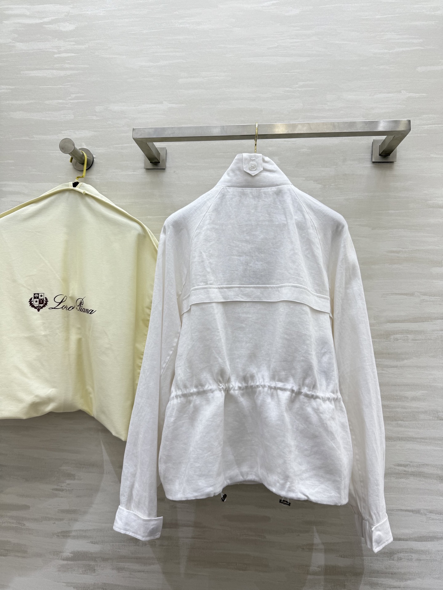 #LP¹¹⁵早秋新款 亚麻收腰立领外套 高品质定制 现货首发size：S/M/L（s码胸围：114，衣长