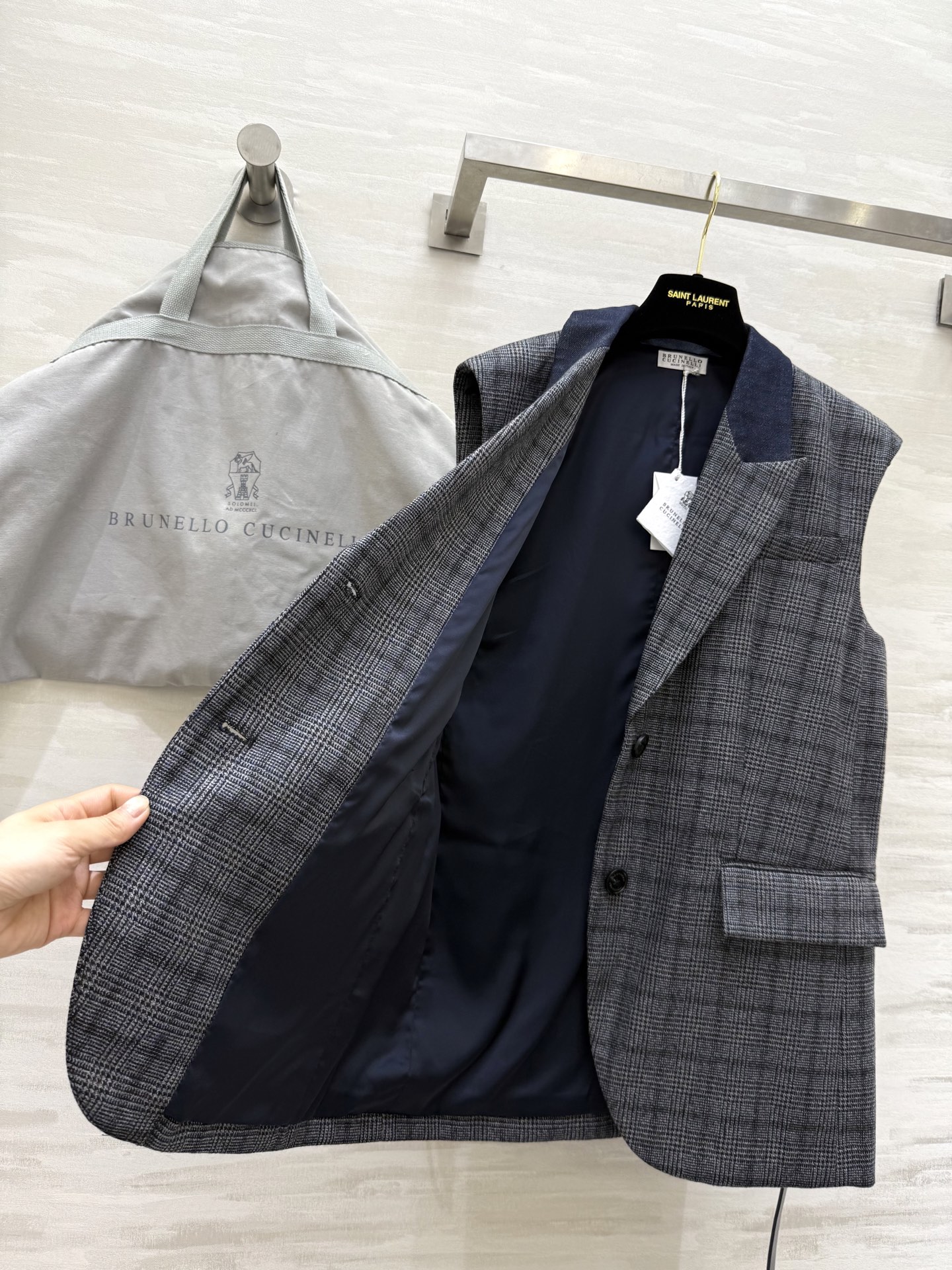 #BrunelloCucinell♡²⁵秋冬老钱风羊毛穿搭 马甲外套 配送腰带精致大气 立体剪裁版型 高