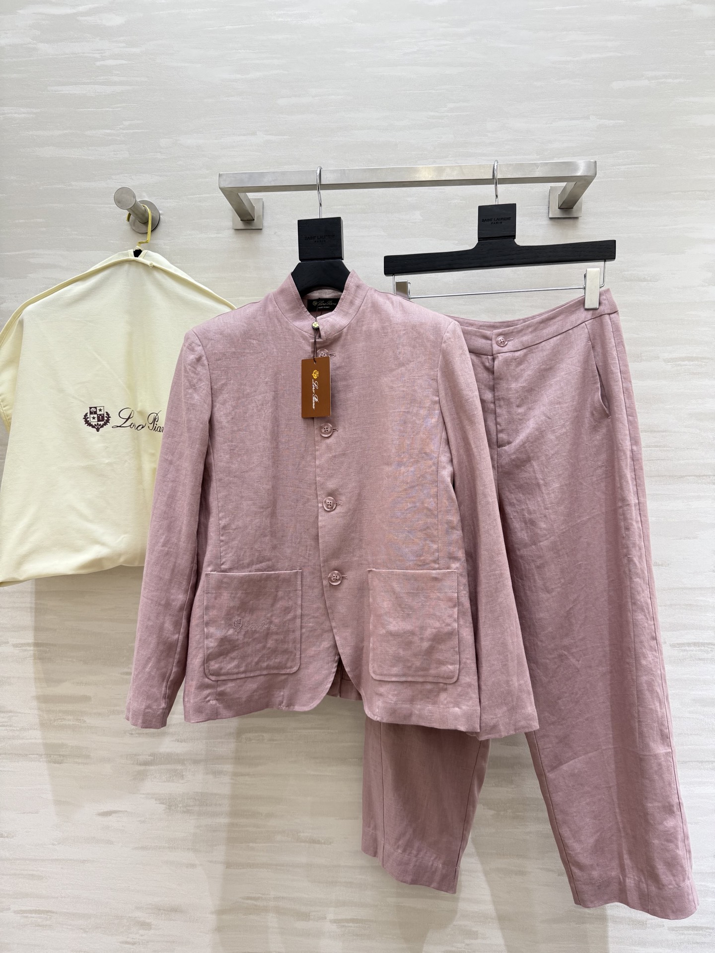 NO:498589,Jackets, pants #LP early autumn new style, high-end old money style, imported cotton and linen fabric, high quality, spot sizeS/M/L (size size 43 shoulder width, bust, 65 length, trousers waist 66, hip 96, trousers length 91),,loro piana, jackets & coats,alexander wang19860909外套,裤子#LP早秋新款 高级老钱风 进口棉麻面料 高品质 现货来sizeS/M/L（s码肩宽43,胸围,衣长65,裤子腰围66,臀围96,裤长91）,,loro piana,jackets & coats,alexander wang,Women's clothing