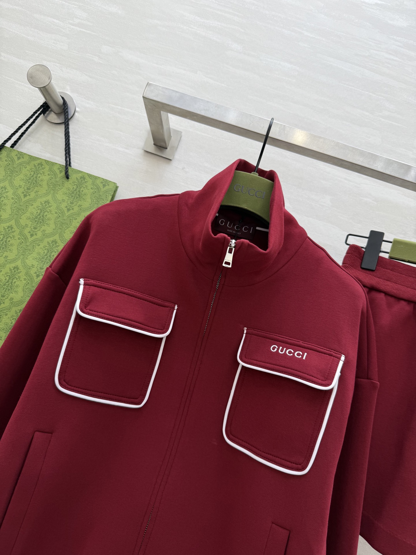 #Gucc♡²⁵泽西风酷辣.⛓️ 红色松弛高街风套装 高品质 现货来size：S/M/L（s码胸围：11