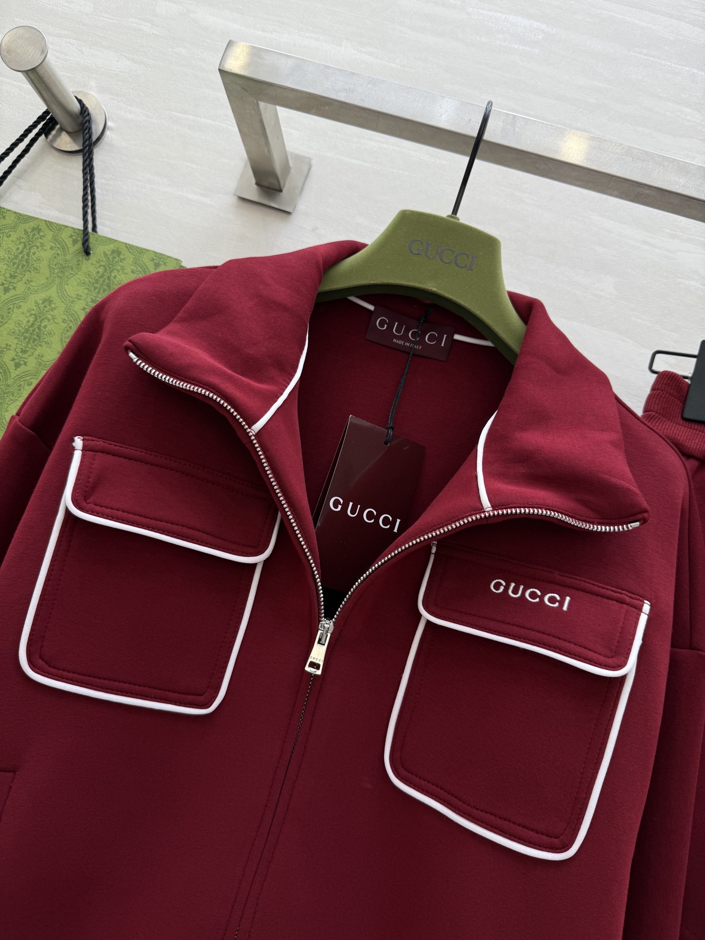 #Gucc♡²⁵泽西风酷辣.⛓️ 红色松弛高街风套装 高品质 现货来size：S/M/L（s码胸围：11