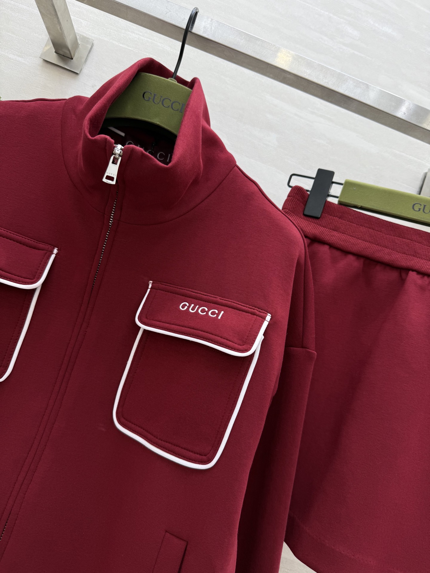 #Gucc♡²⁵泽西风酷辣.⛓️ 红色松弛高街风套装 高品质 现货来size：S/M/L（s码胸围：11