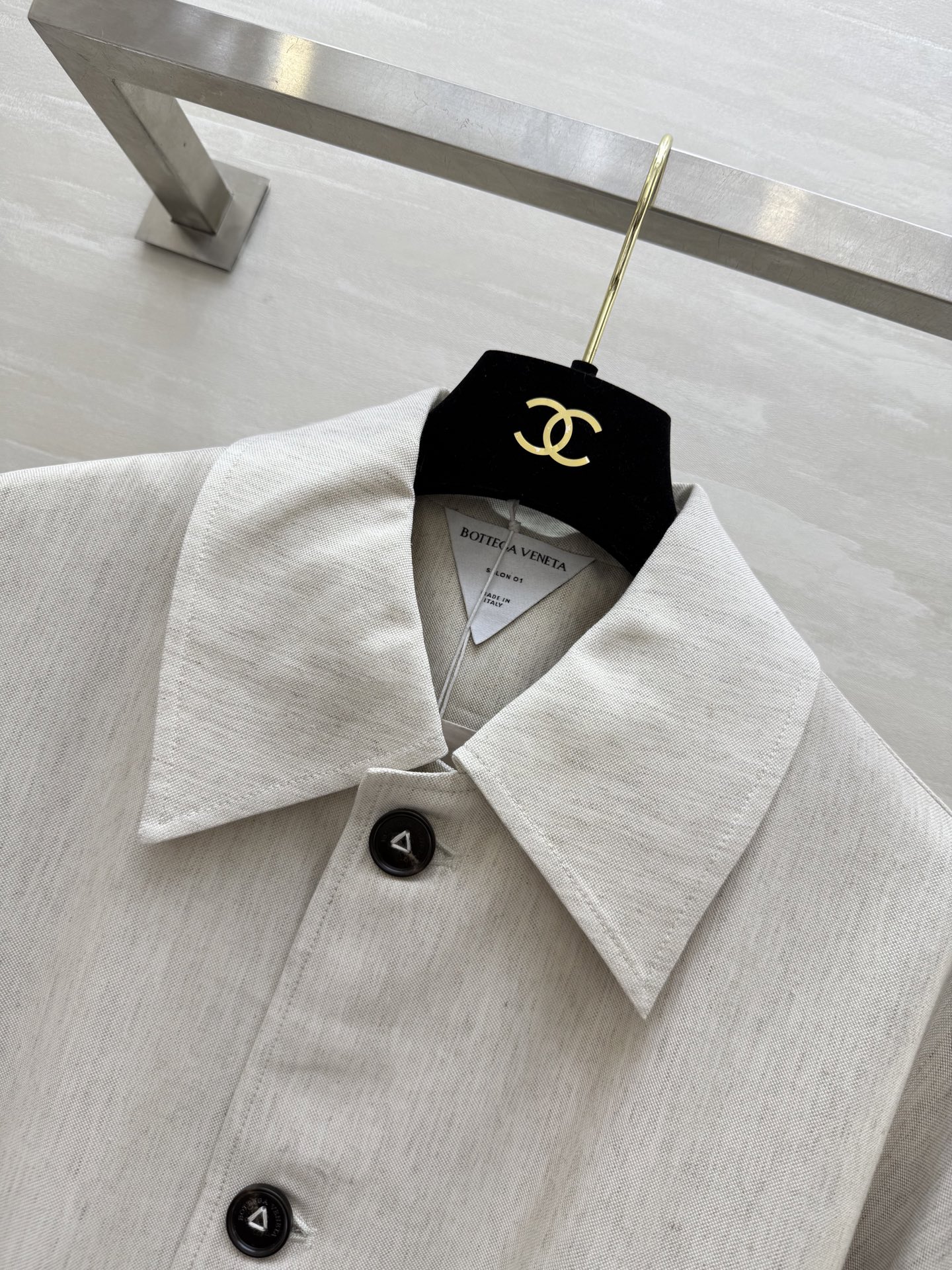 Bottega Venet♡²⁵早秋新款 亚麻风衣式连衣裙 定制100%亚麻面料 立体剪裁收腰版型 高品