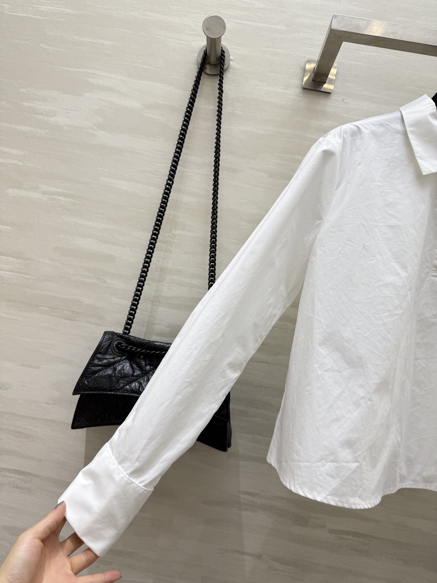 #Loew♡²⁵早秋新款 A字娃娃款衬衣 定制纯棉质地 高品质 现货来size：S/M/L（s码肩宽：4