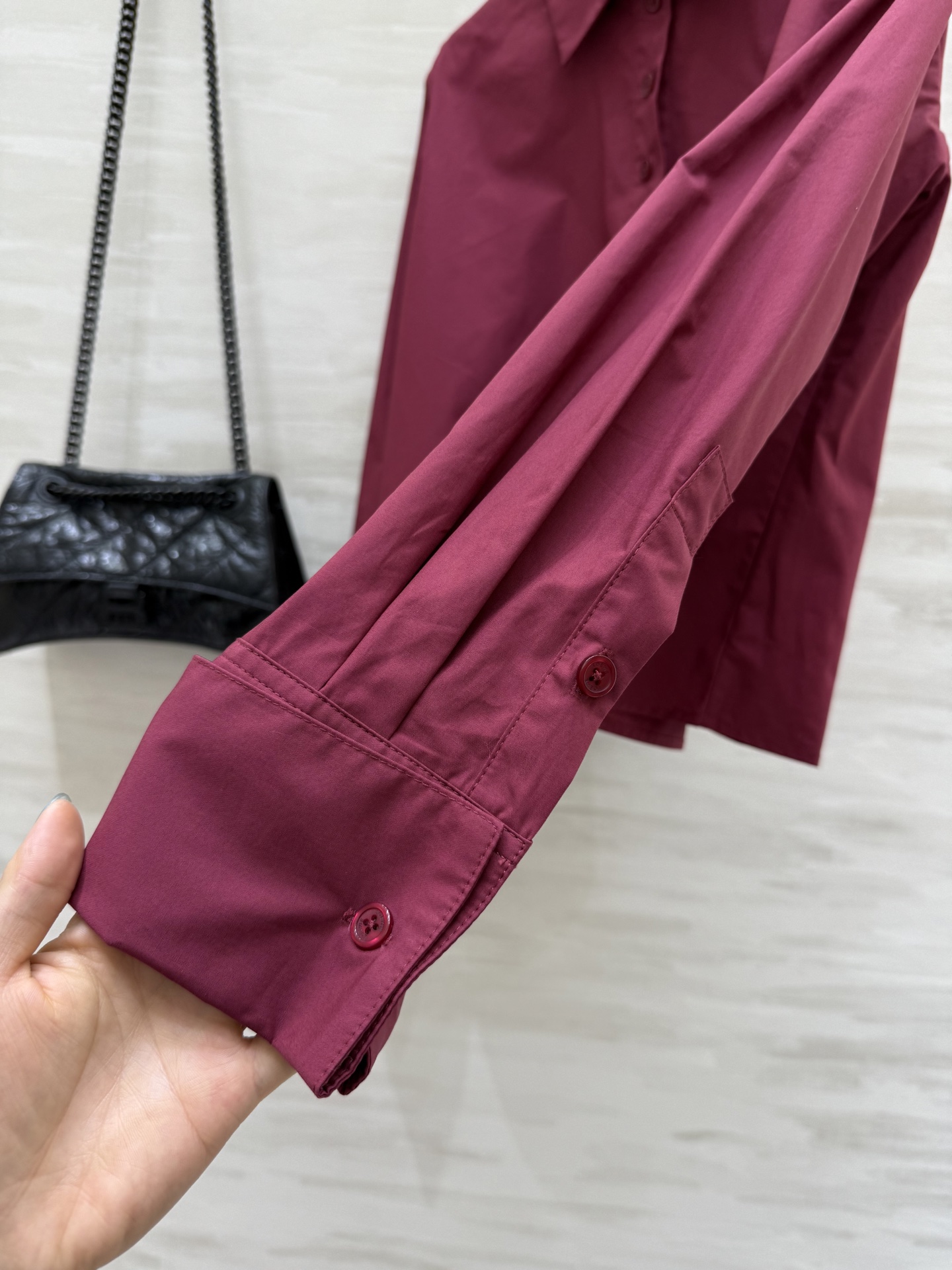 #Loew♡²⁵早秋新款 A字娃娃款衬衣 定制纯棉质地 高品质 现货来size：S/M/L（s码肩宽：4