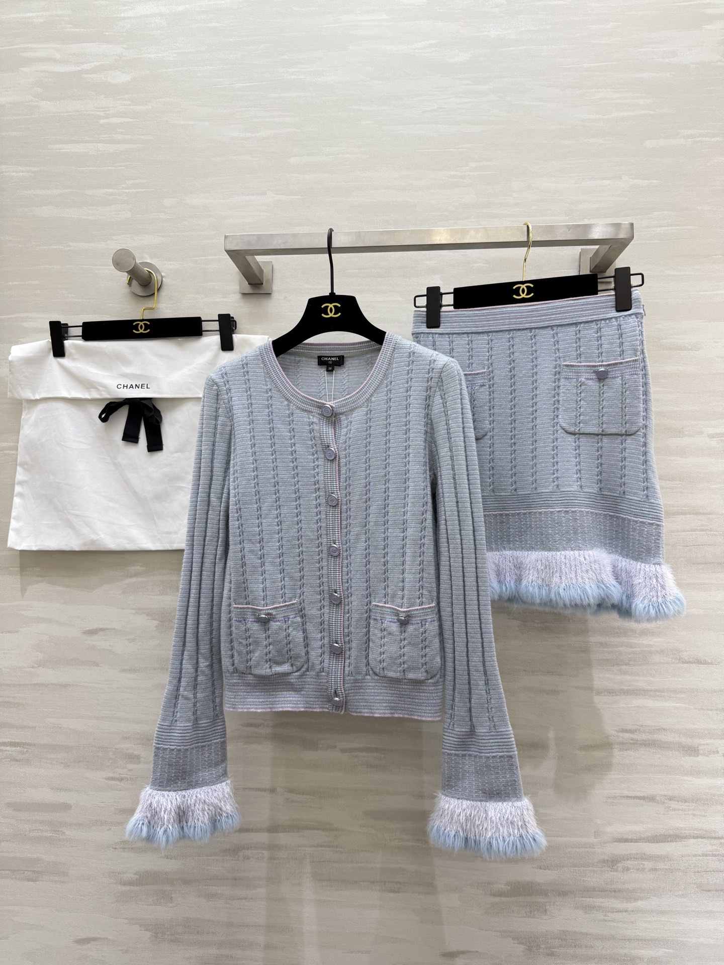 #Chane♡²⁵B多色口袋针织半裙 羊绒+桑蚕丝交织而成 金珍妮同款 原版开发 高品质定制 现货来si