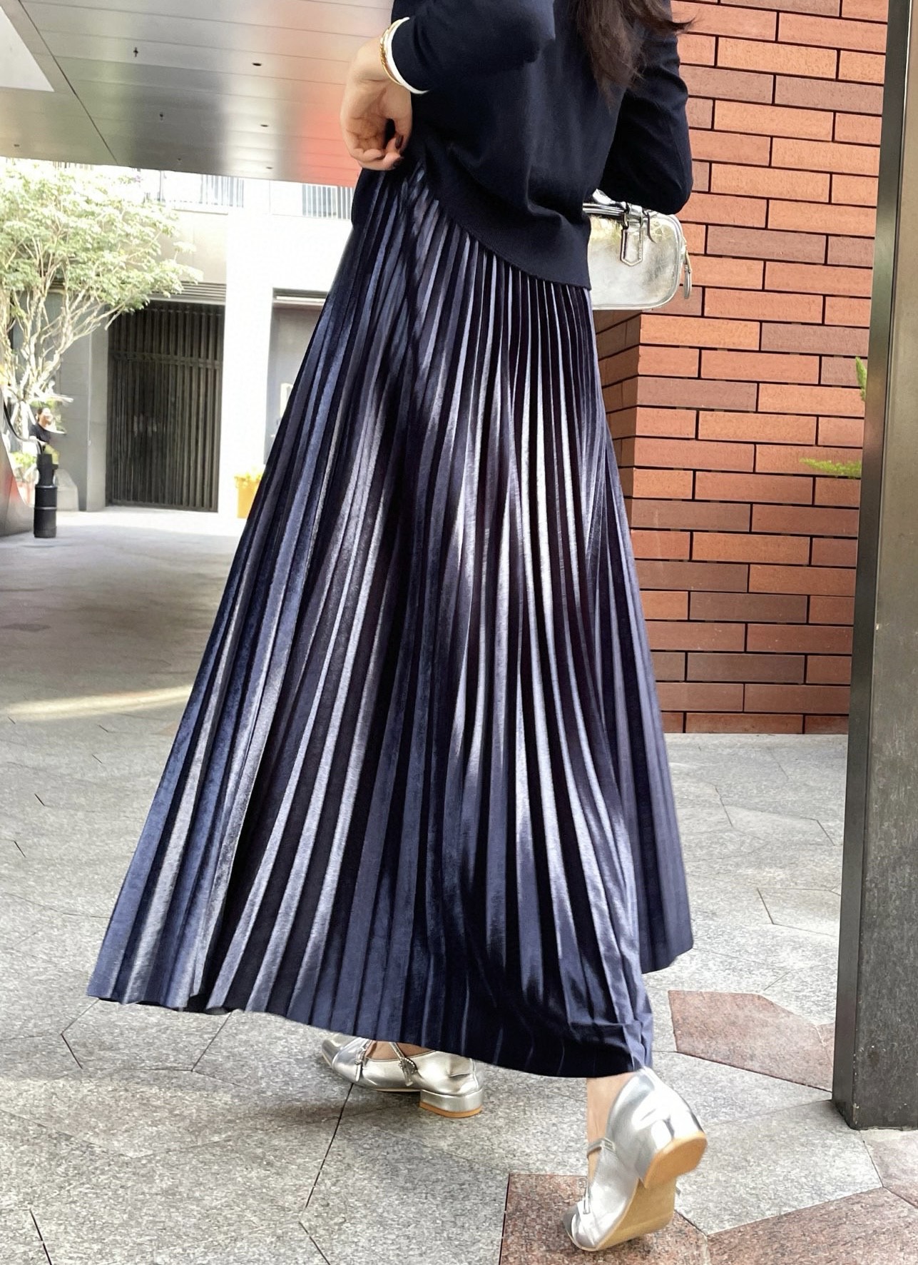 #ysl²⁵秋冬新款 丝绒百褶风琴式半裙 优雅高级 高品质定制 现货首发size：S/M/L/XL（M码