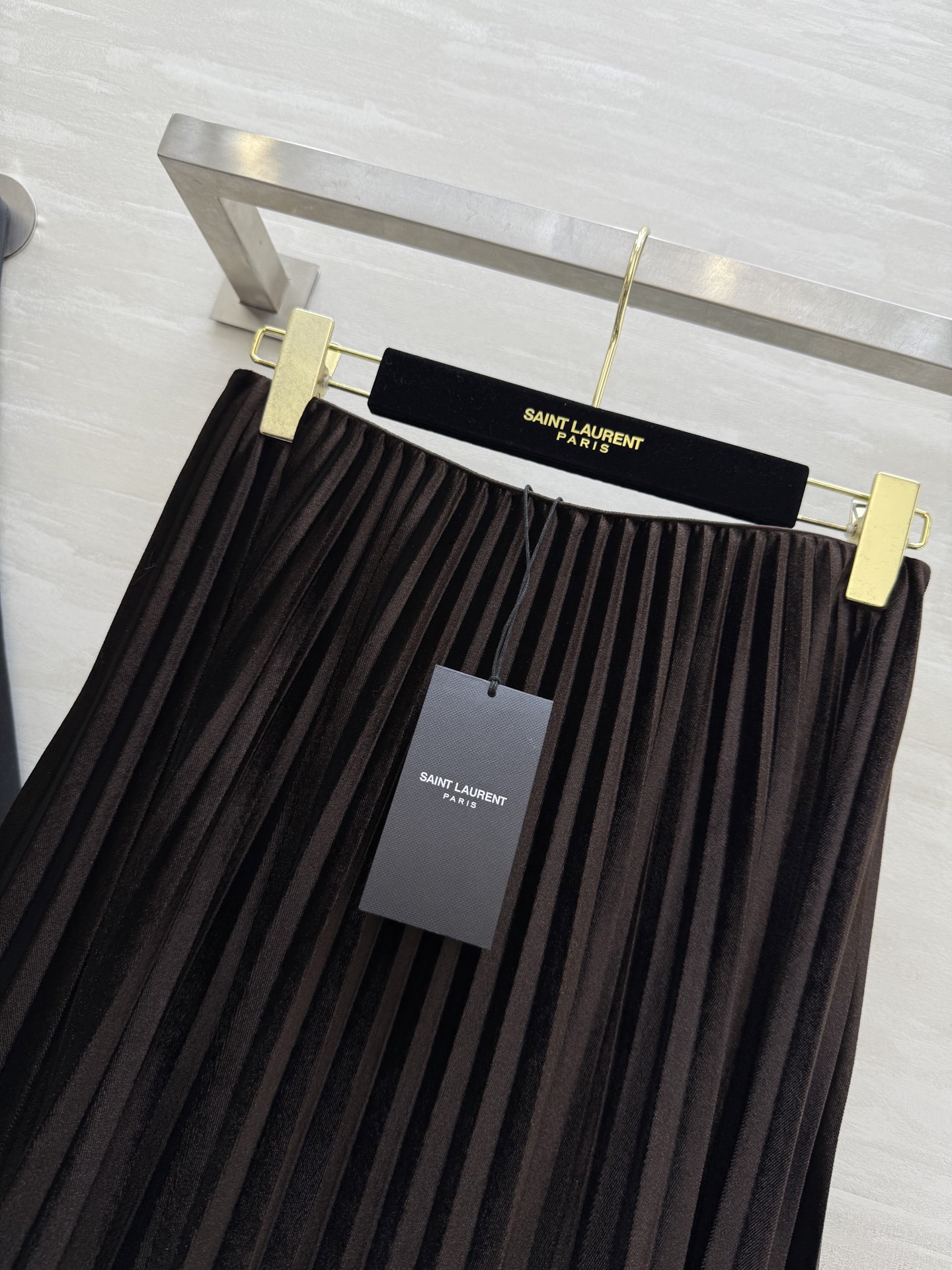 #ysl²⁵秋冬新款 丝绒百褶风琴式半裙 优雅高级 高品质定制 现货首发size：S/M/L/XL（M码