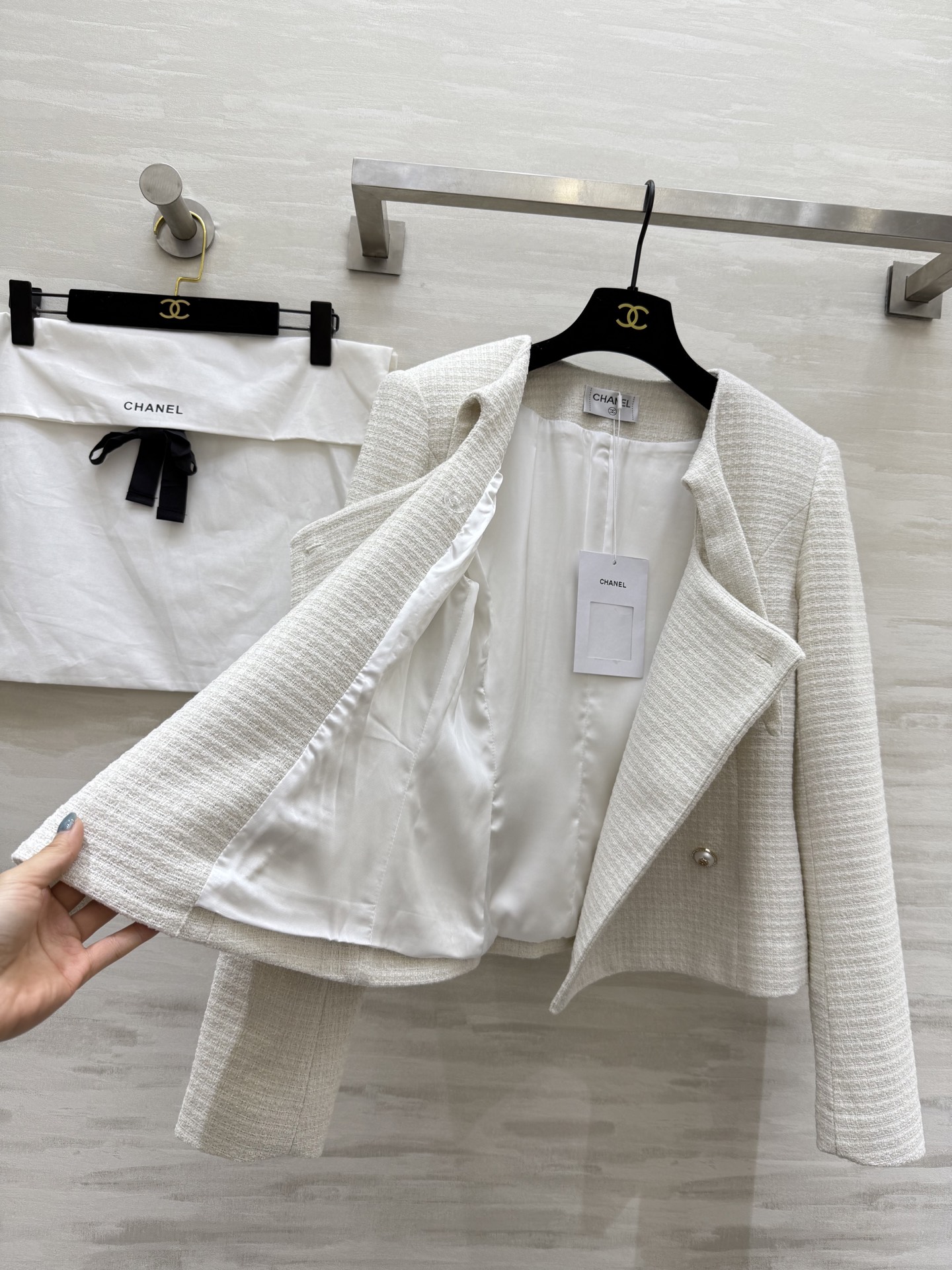 #Chane♡²⁵秋冬新款 系带设计羊毛花呢外套 高品质定制 现货来size：36/38/40（36码肩