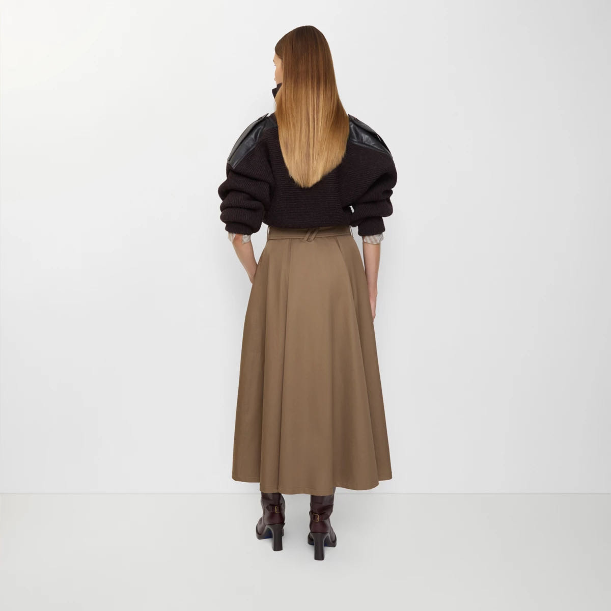 #Burberr♡²⁵秋冬新款 英伦风半身裙 高品质定制 现货来 size：S/M/L（s码腰围：68，