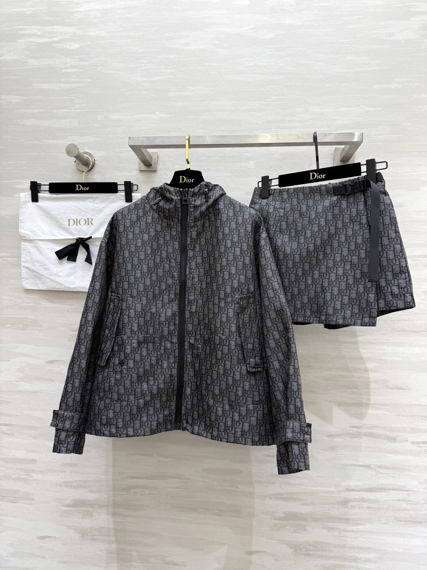 #DIO♡²⁵早秋新款 老花假两件设计感裤裙 高品质定制 现货首发size：S/M/L（s码弹力腰围：6