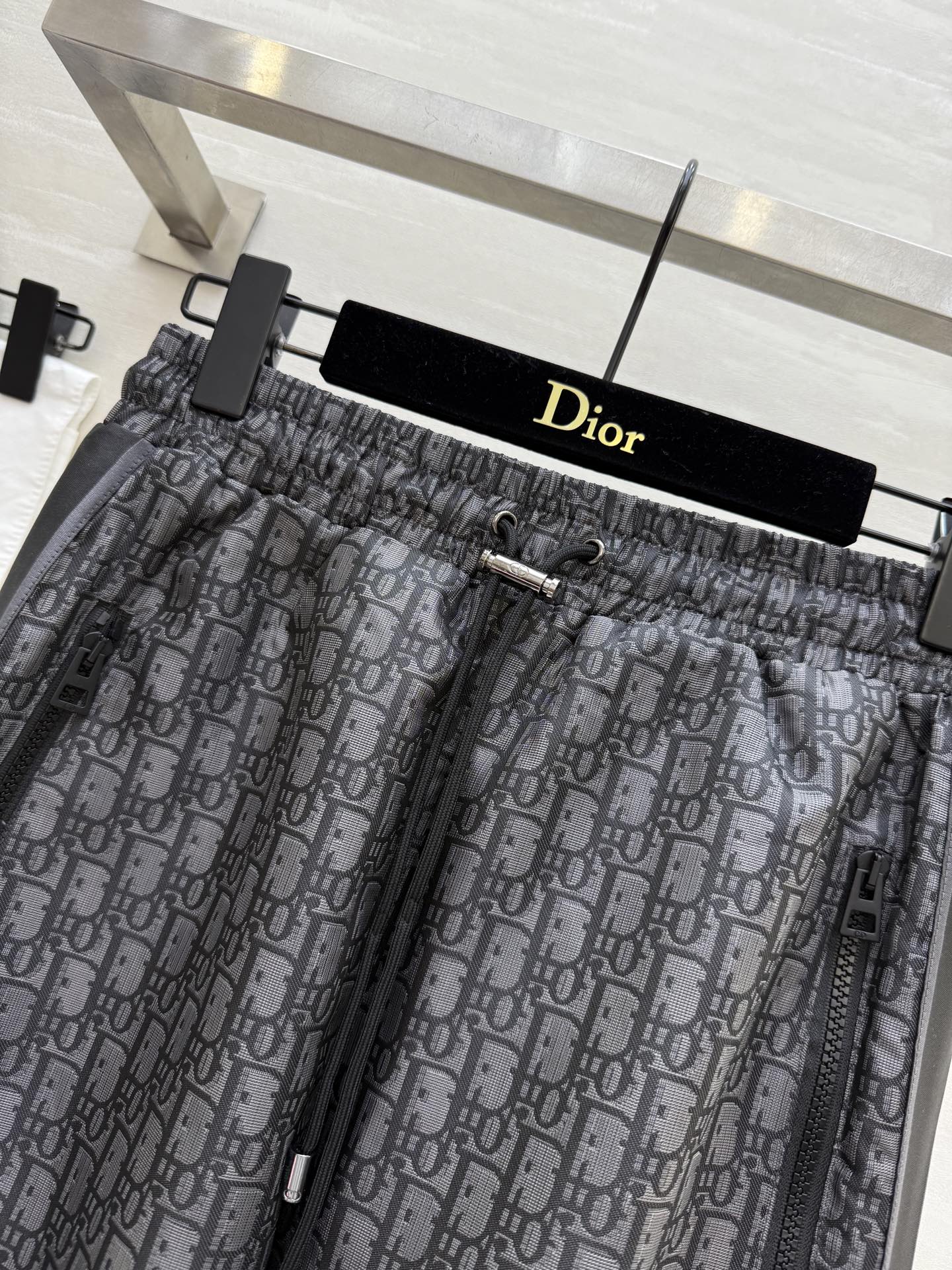 #DIO♡²⁵经典老花休闲裤 进口科技塔夫绸 Oblique 提花面料 彰显运动风范 overzise廓