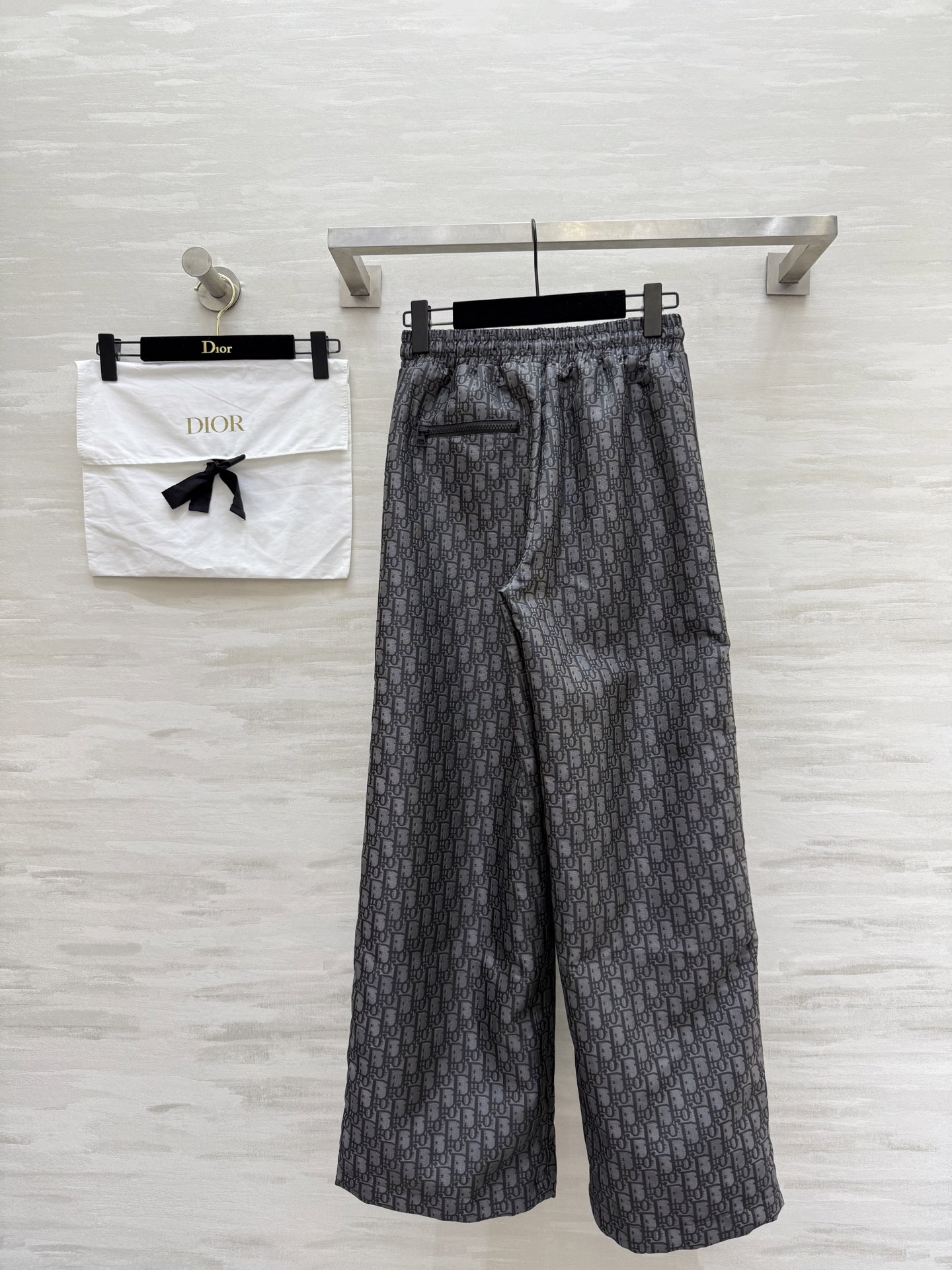 #DIO♡²⁵经典老花休闲裤 进口科技塔夫绸 Oblique 提花面料 彰显运动风范 overzise廓