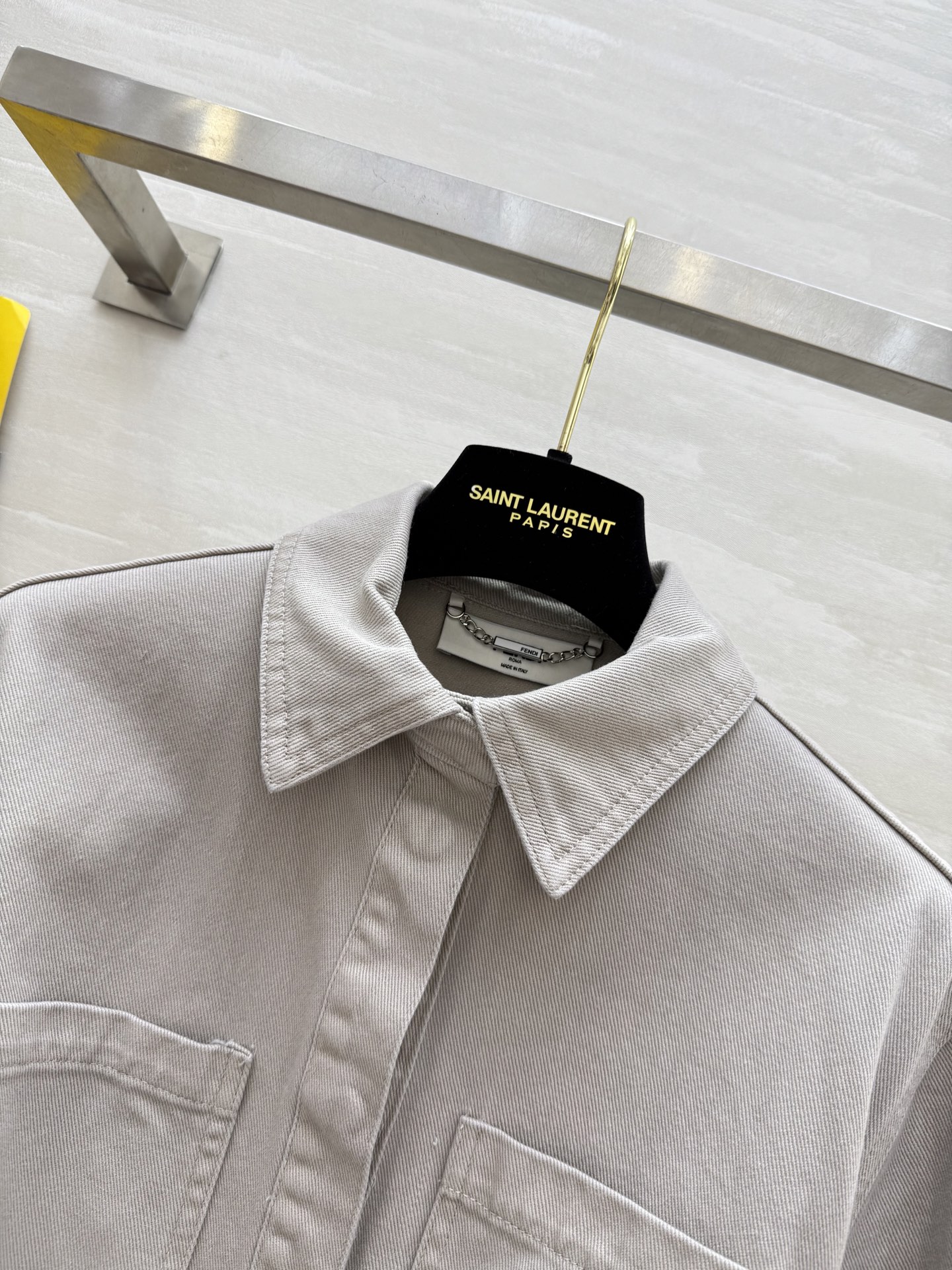 #FEND♡²⁵早秋新款 衬衣式牛仔外套 配送定制腰带精致高级 口袋细节感十足 高品质定制 现货首发si