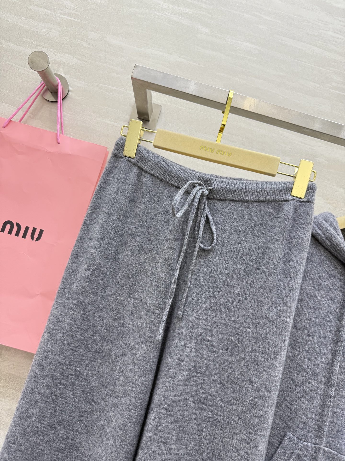 #Miumi♡²⁵秋冬新款 羊毛休闲套装 高品质定制 现货来size：S/M/L（ S码肩宽：37，胸围