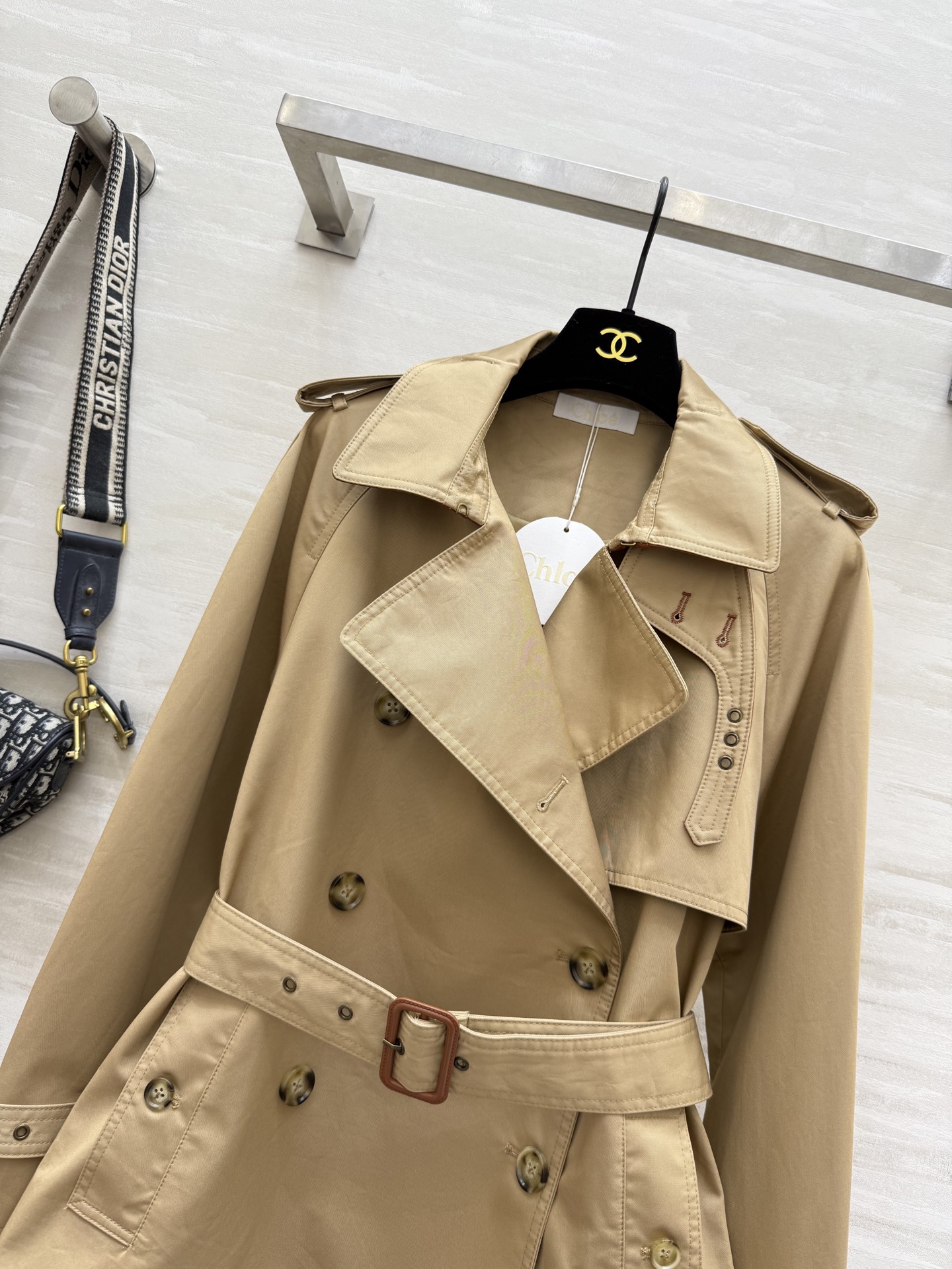 #Chloé 风衣外套 超级显瘦时髦的一款外套 高品质定制 现货首发size：S/M/L（s码胸围：10