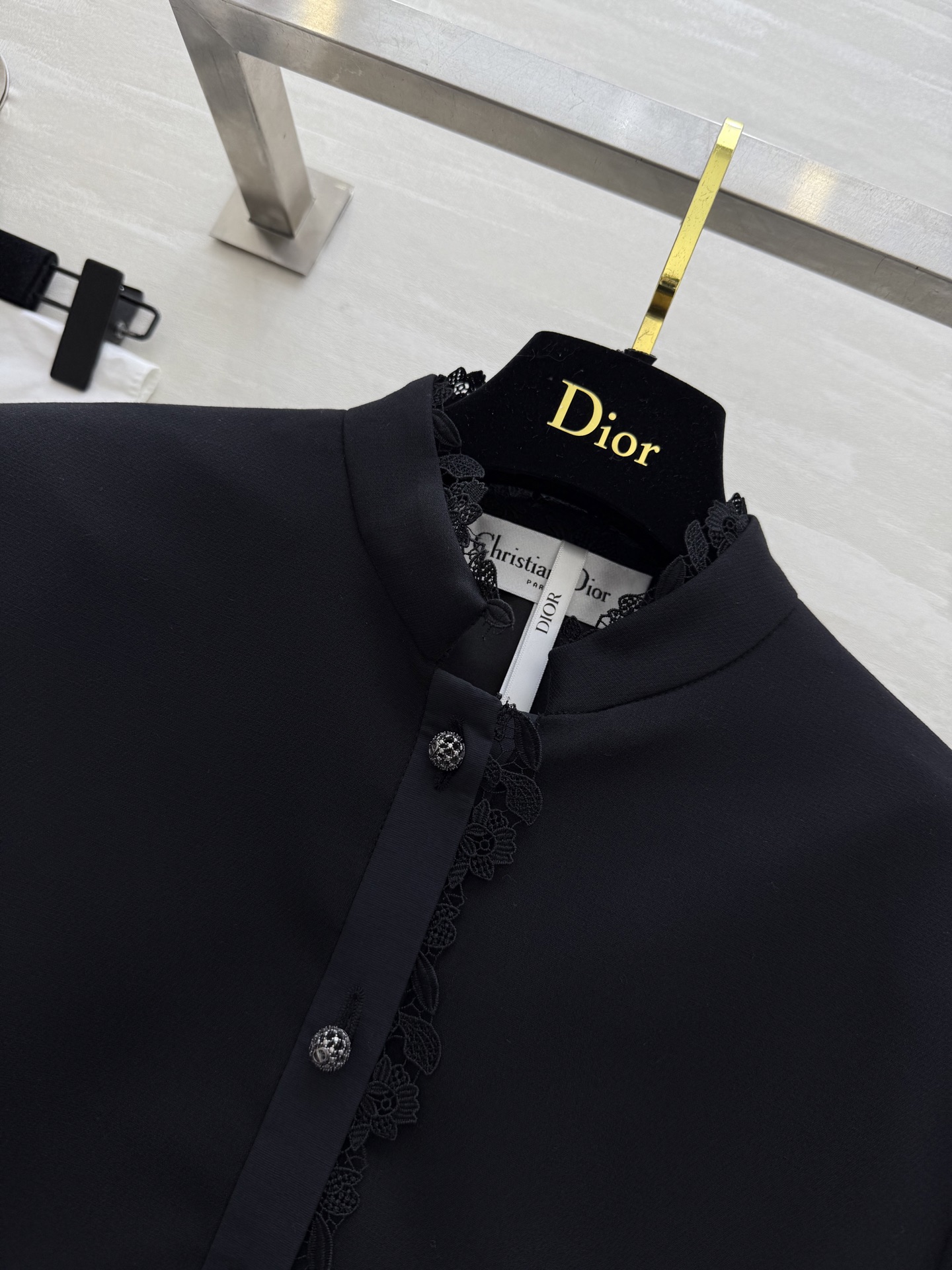 #DIO♡²⁵早秋新款 定制CD扣精致高级 高品质 现货来size：36/38/40（36码肩宽：38，