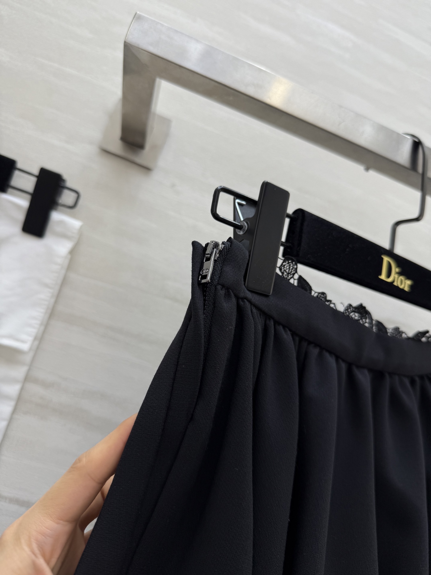 #DIO♡²⁵早秋新款 定制CD扣精致高级 高品质 现货来size：36/38/40（36码肩宽：38，