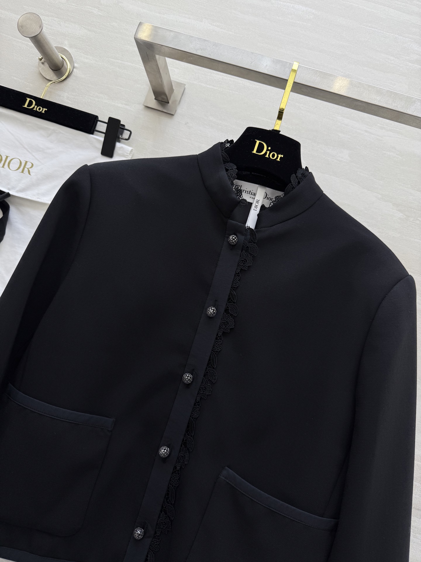 #DIO♡²⁵早秋新款 定制CD扣精致高级 高品质 现货来size：36/38/40（36码肩宽：38，