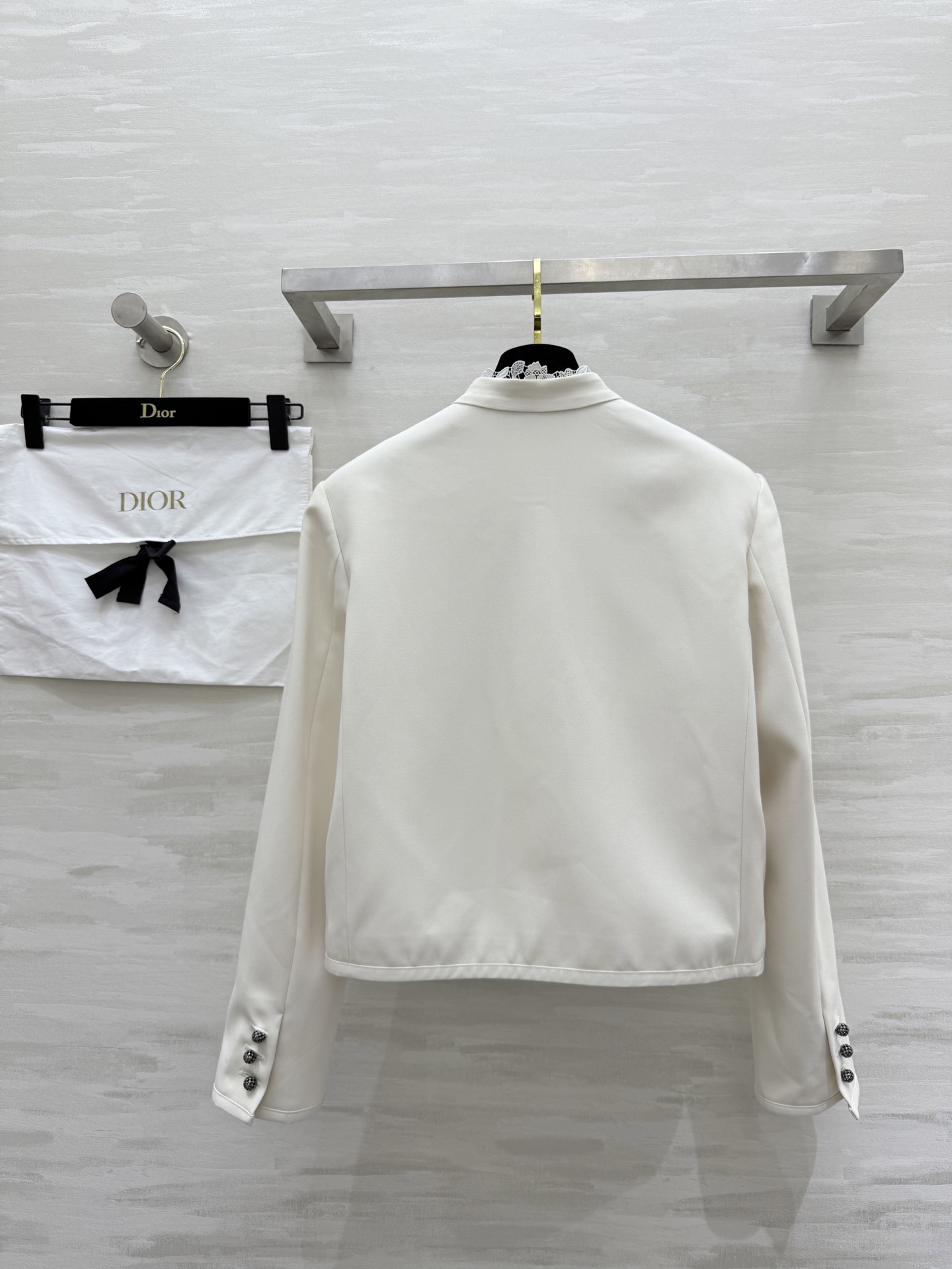 #DIO♡²⁵早秋新款 定制CD扣精致高级 高品质 现货来size：36/38/40（36码肩宽：38，