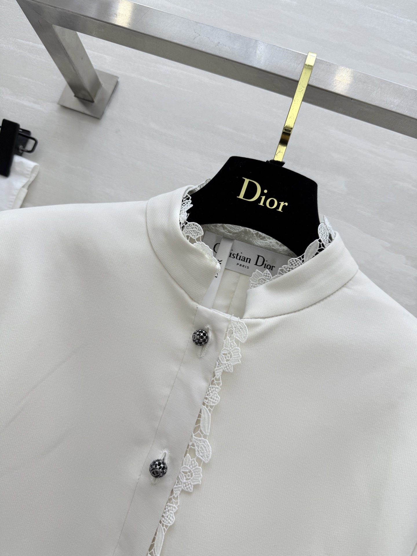 #DIO♡²⁵早秋新款 定制CD扣精致高级 高品质 现货来size：36/38/40（36码肩宽：38，