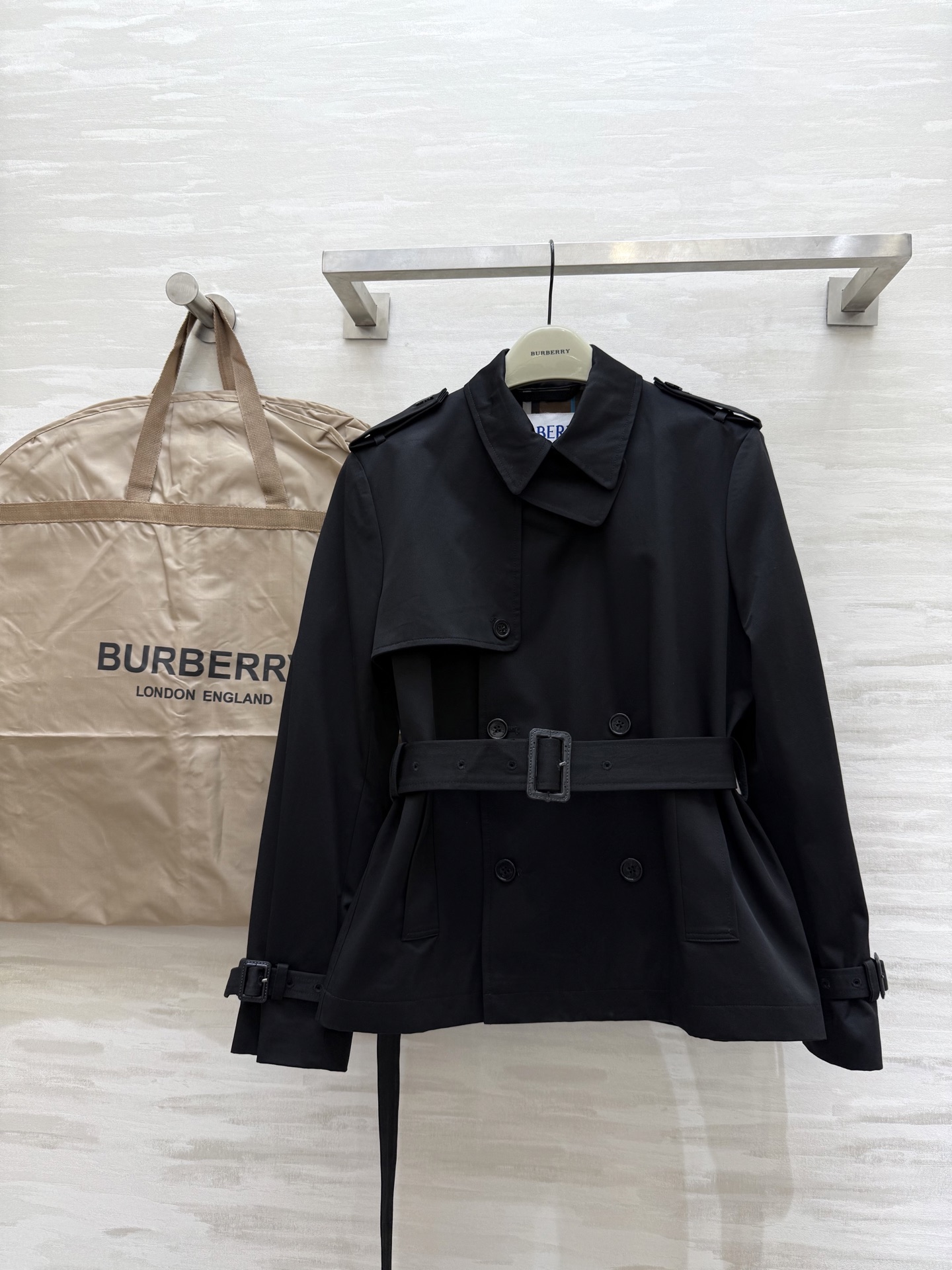 NO:506416,#Burberr early autumn limited new style British style windbreaker jacket high quality customization spot sizeS/M/L (size s size shoulder width 36, bust 102, length 64), burberry, jackets & coats, alexander wang19860909#Burberr早秋限定新款 英伦风 风衣外套 高品质定制 现货首发sizeS/M/L（s码肩宽36,胸围102,衣长64）,,burberry,jackets & coats,alexander wang,Women's clothing