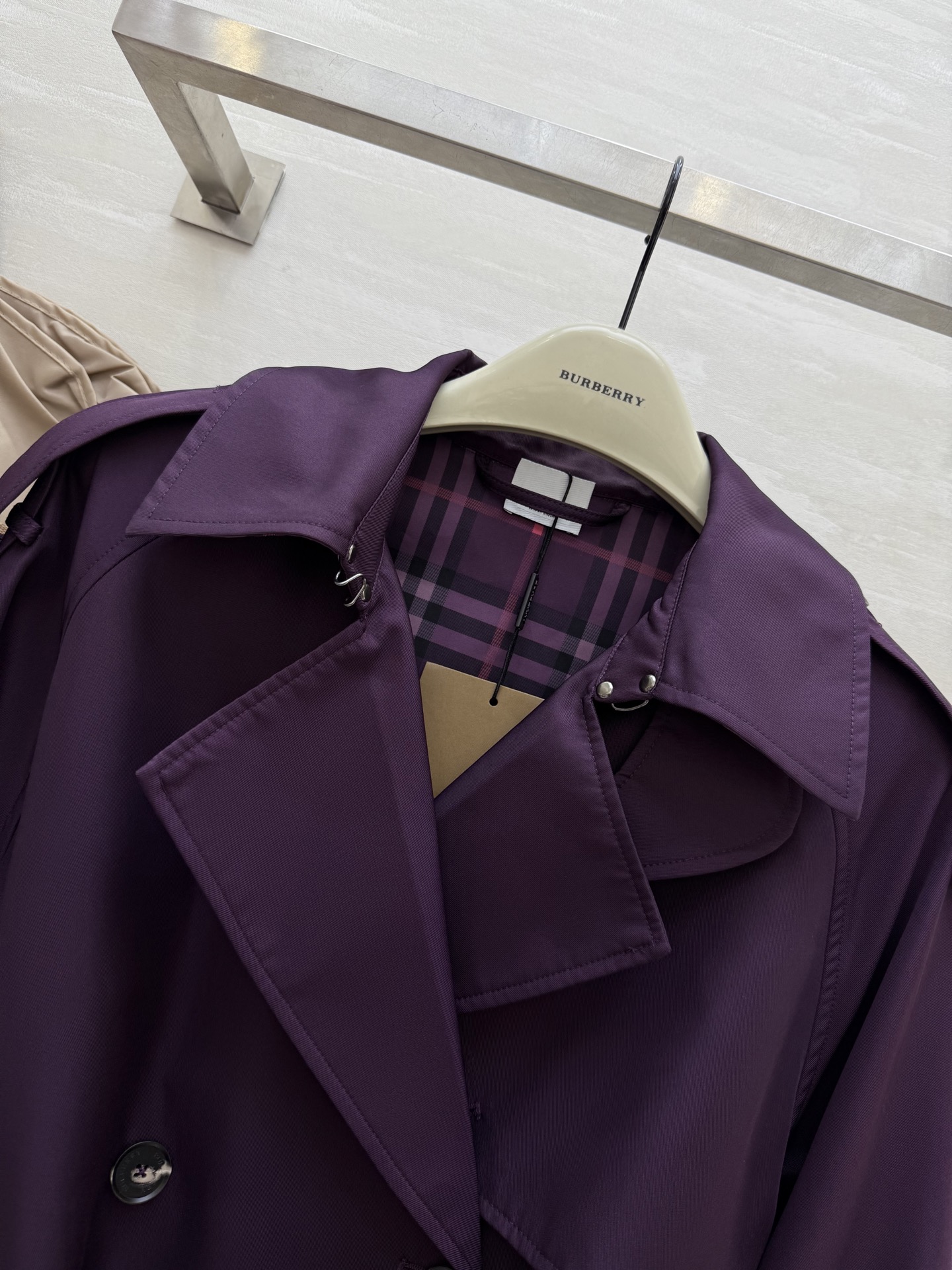 #Burberr♡²⁵秋冬新款 短款嘎巴甸 Fitzrovia Trench 风衣 融合经典工艺与现代休