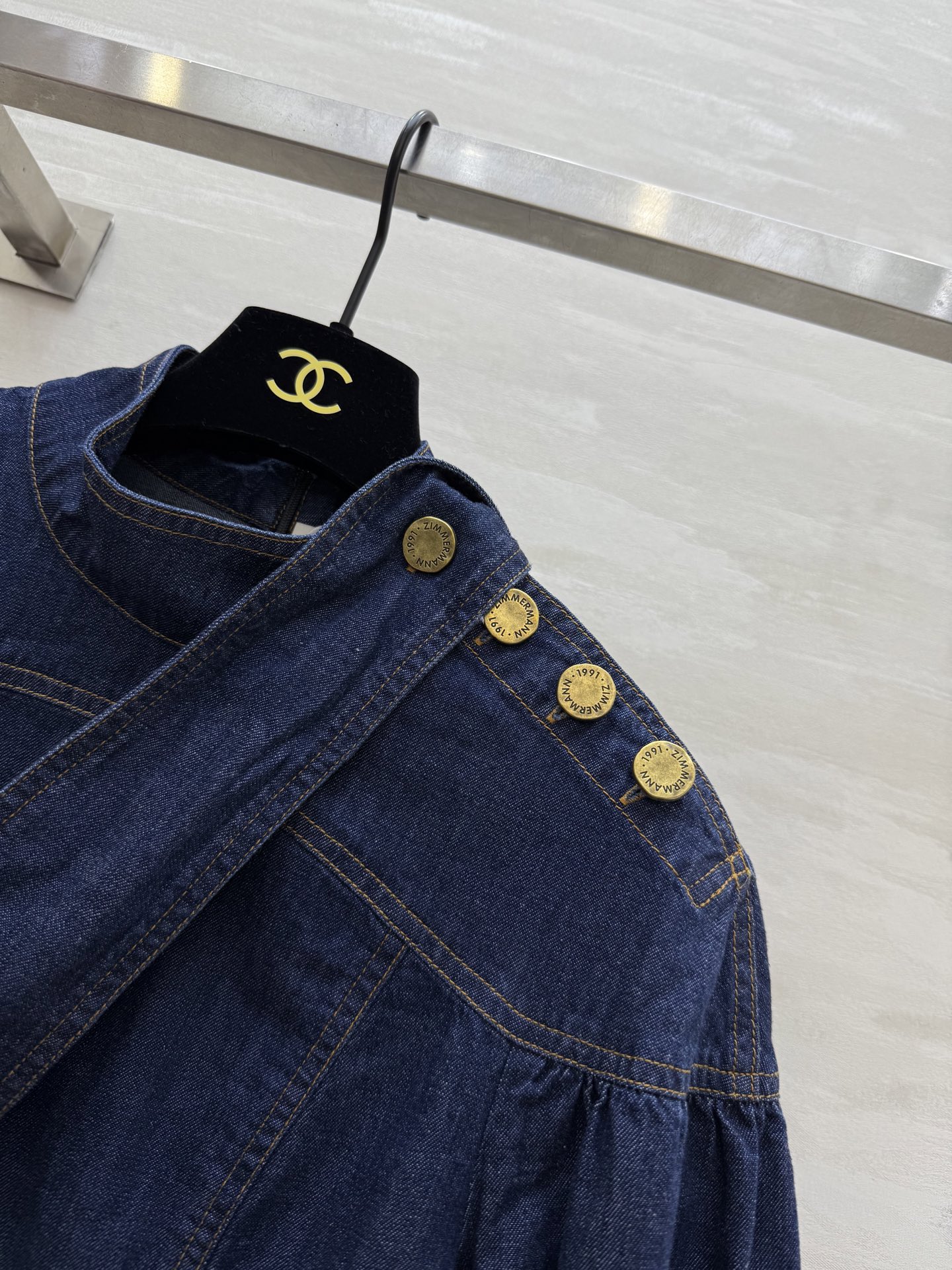 #Zimm♡²⁵早秋新款 蝴蝶结系带牛仔上衣 高品质定制 现货首发size：S/M/L（s码肩宽：50，