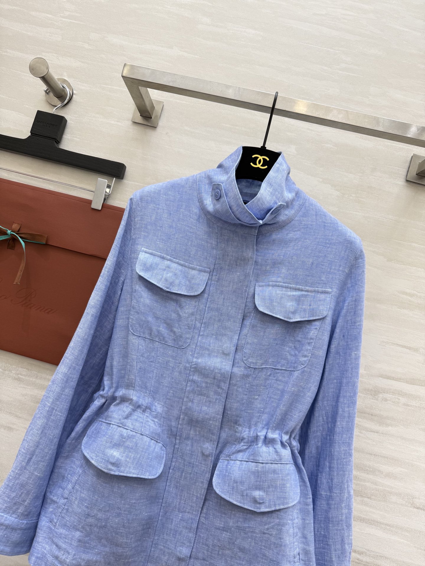 #lP🌹²⁵早秋新款 定制意大利老钱风 轻奢超细亚麻Travelle 女士夹克外套 选用亚麻材质精制而成