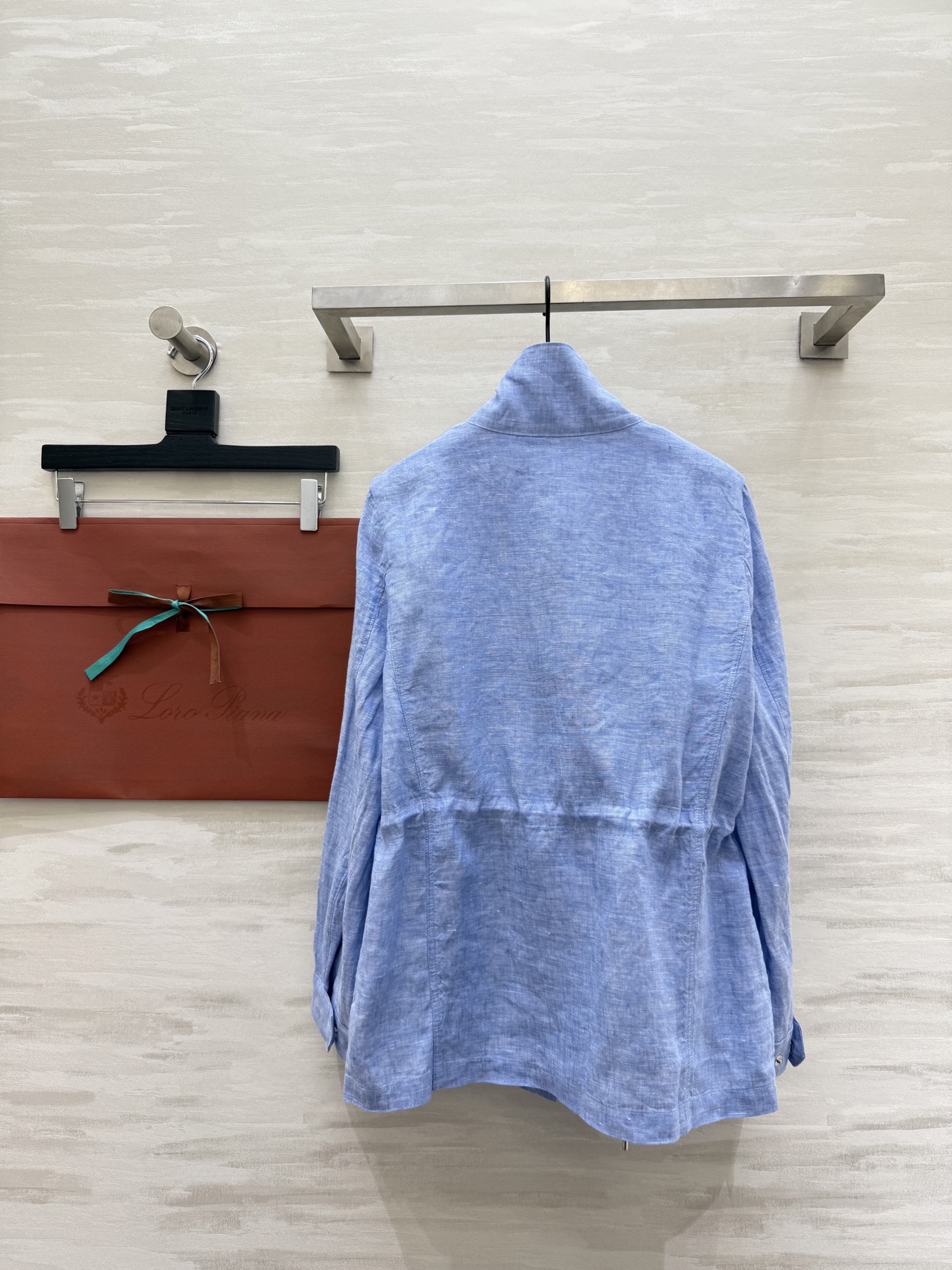 #lP🌹²⁵早秋新款 定制意大利老钱风 轻奢超细亚麻Travelle 女士夹克外套 选用亚麻材质精制而成