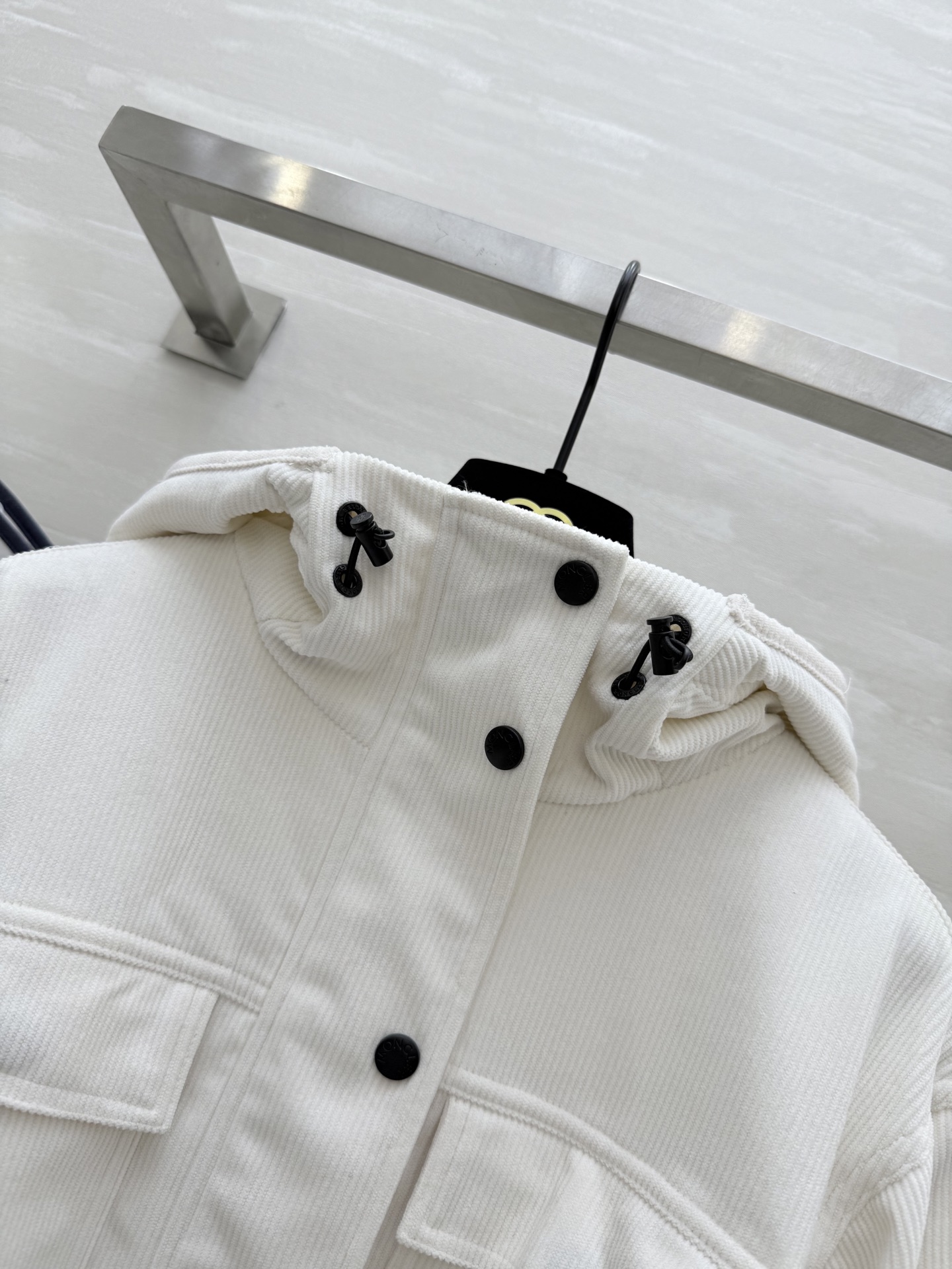 #Moncle♡²⁵秋冬新款 滑雪系列 连帽收腰冲锋衣外套 定制细节五金精致高级 高品质 现货首发siz