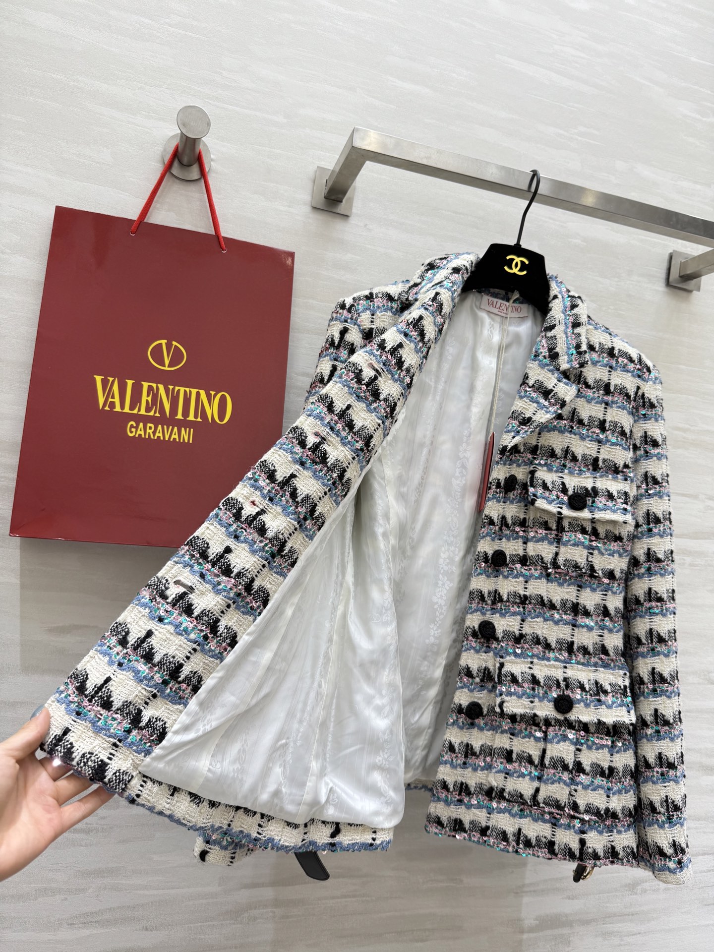 #Valentin♡²⁵秋冬新款 羊毛编织花呢外套 定制腰带精致高级 立体剪裁版型上身非常显瘦显气质 高