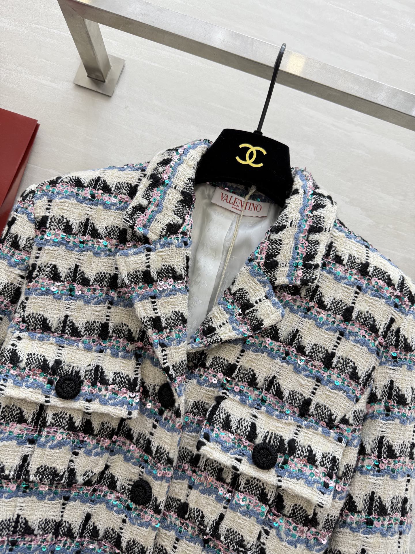 #Valentin♡²⁵秋冬新款 羊毛编织花呢外套 定制腰带精致高级 立体剪裁版型上身非常显瘦显气质 高