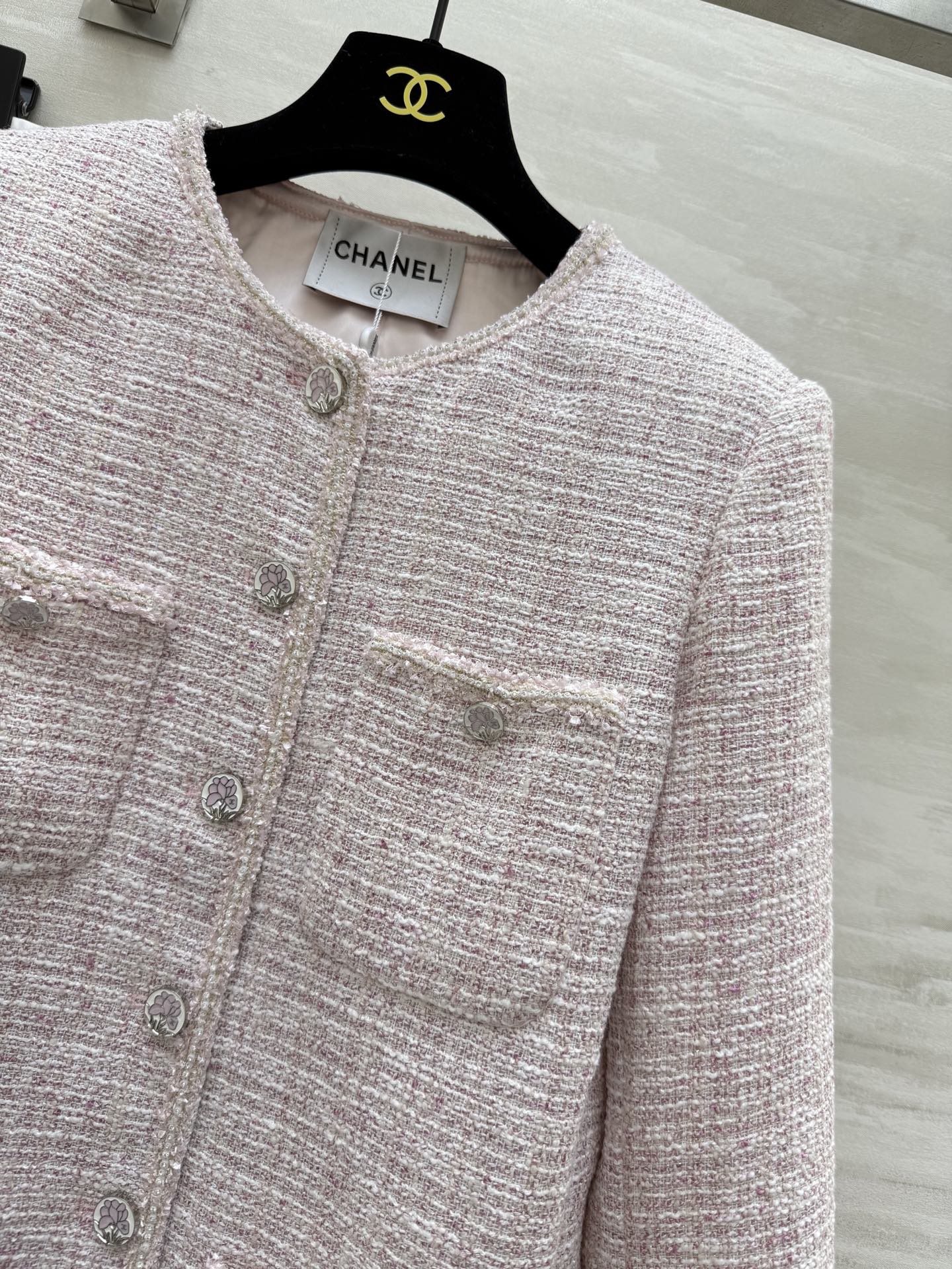 #Chane♡²⁵秋冬新款 羊毛编织花呢外套 开模定制花扣 定制编织面料 高品质 现货来size：36/