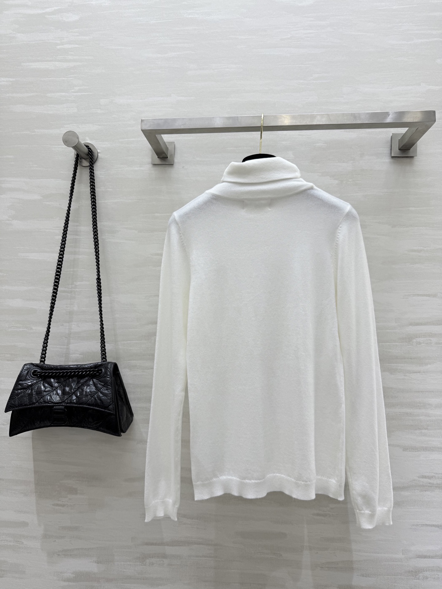 #Celin♡²⁵秋冬新款 logo刺绣🪡羊毛高领打底衫 高品质定制 现货来size：S/M/L（s码弹