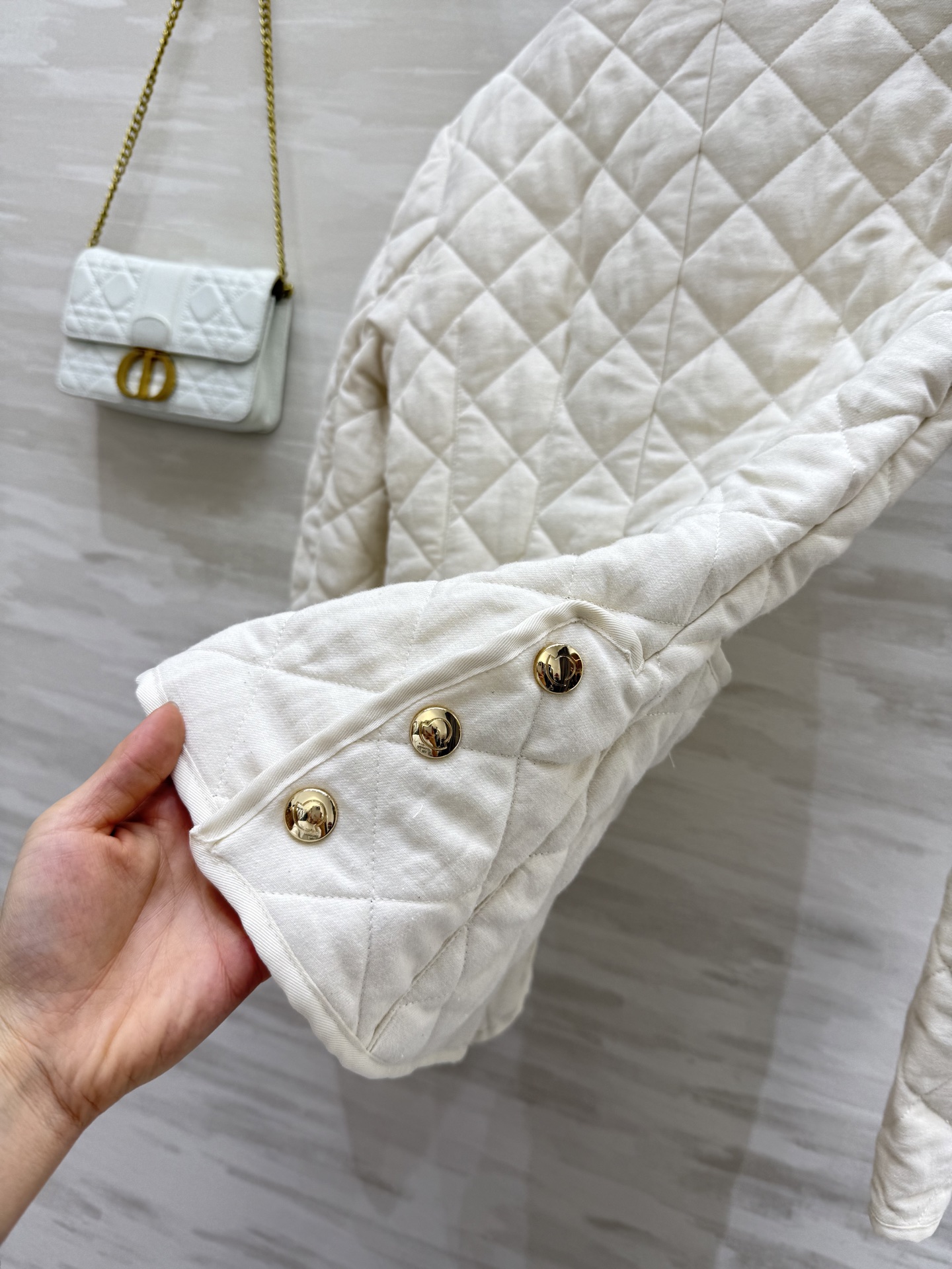 #Moncle♡²⁵秋冬新款 亚麻夹棉外套 开模定制五金纽扣精致高级 老钱风亚麻外层 内里轻薄夹棉保暖舒