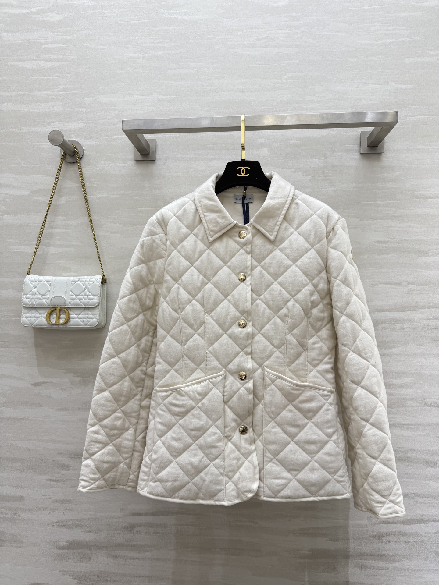 NO:507919,#Moncle autumn and winter new style linen cotton jacket, open mold custom hardware buttons exquisite and high-end old-fashioned linen outer layer, lightweight cotton clamp warm and comfortable, high quality, spot sizeS/M/L (size s size 40 shoulder width, bust 90, and garment length 60),, jackets & coats,alexander wang19860909#Moncle秋冬新款 亚麻夹棉外套 开模定制五金纽扣精致高级 老钱风亚麻外层 内里轻薄夹棉保暖舒适 高品质 现货来sizeS/M/L（s码肩宽40,胸围90,衣长60）,,jackets & coats,alexander wang,Women's clothing