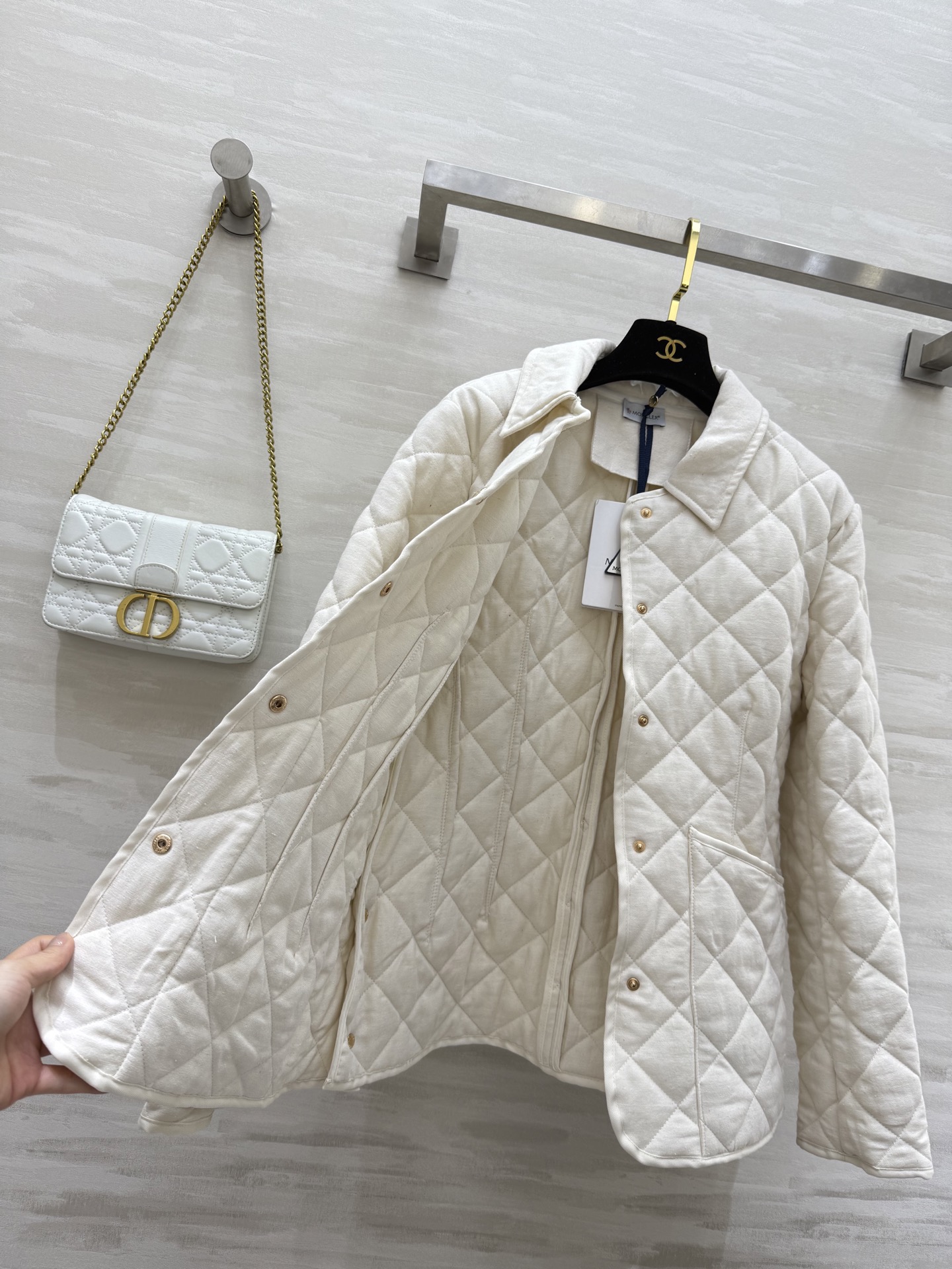 #Moncle♡²⁵秋冬新款 亚麻夹棉外套 开模定制五金纽扣精致高级 老钱风亚麻外层 内里轻薄夹棉保暖舒