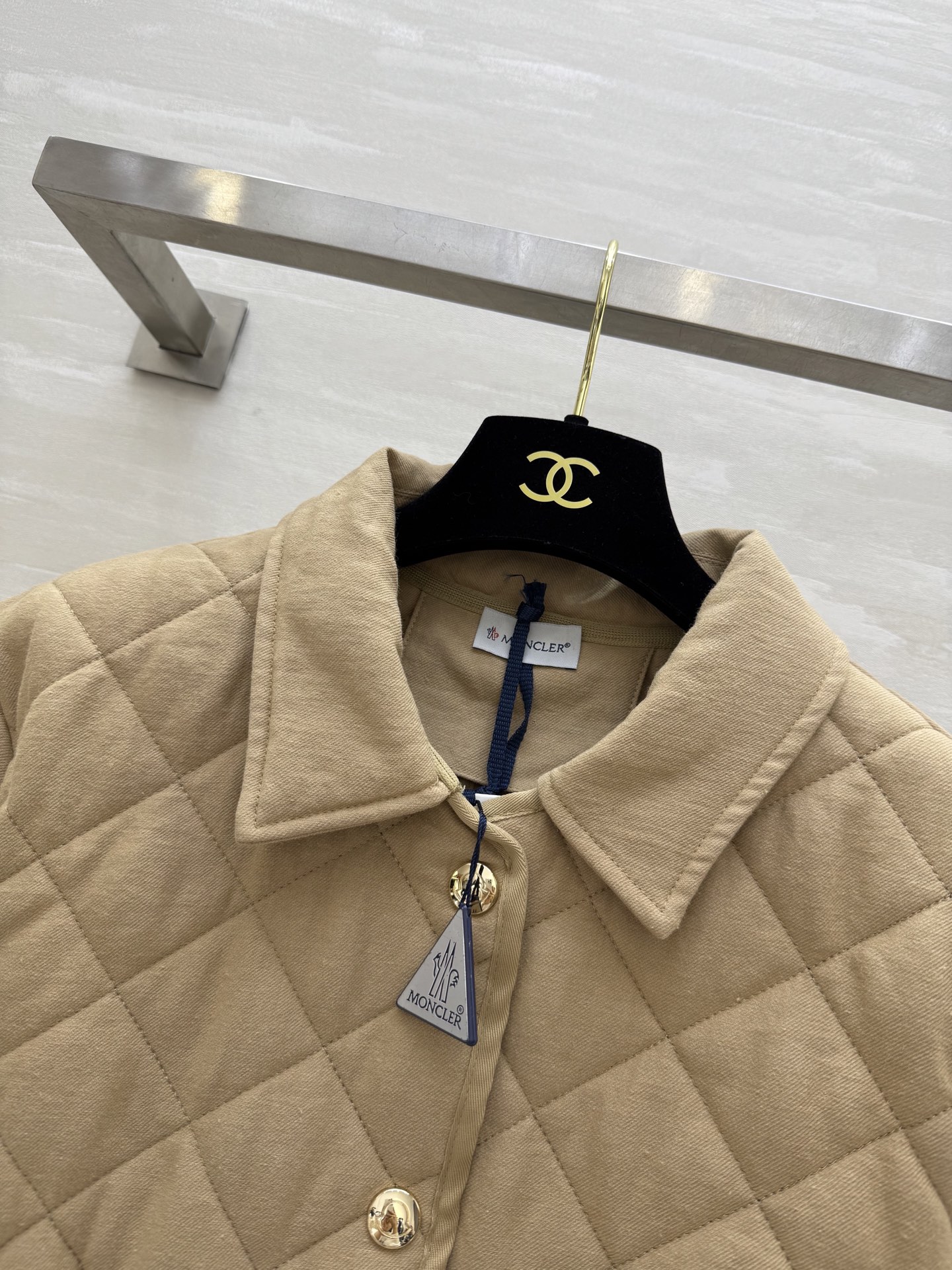 #Moncle♡²⁵秋冬新款 亚麻夹棉外套 开模定制五金纽扣精致高级 老钱风亚麻外层 内里轻薄夹棉保暖舒