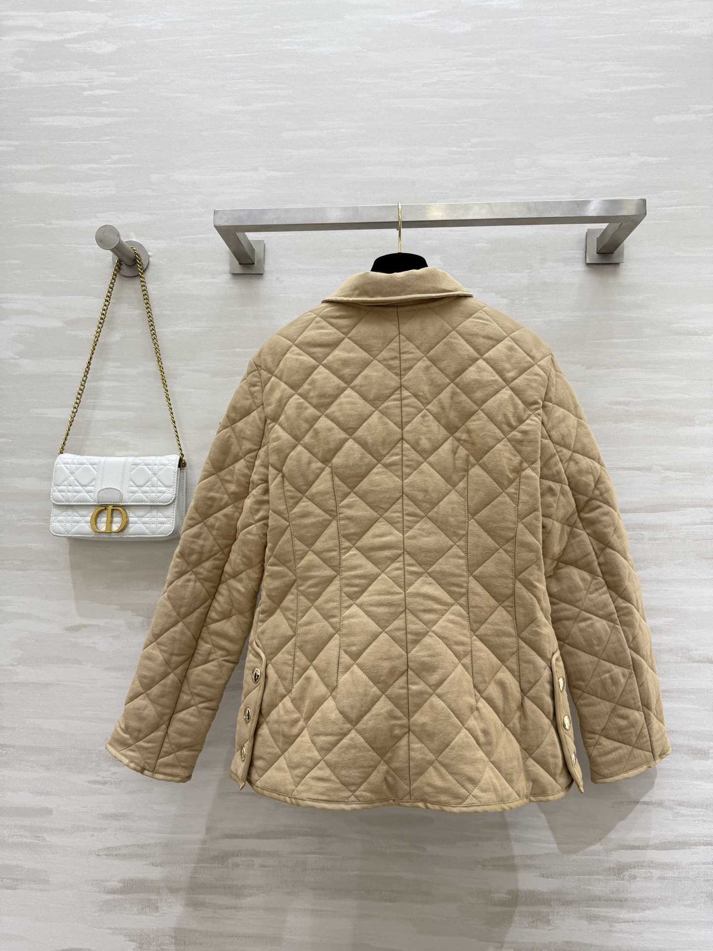 #Moncle♡²⁵秋冬新款 亚麻夹棉外套 开模定制五金纽扣精致高级 老钱风亚麻外层 内里轻薄夹棉保暖舒