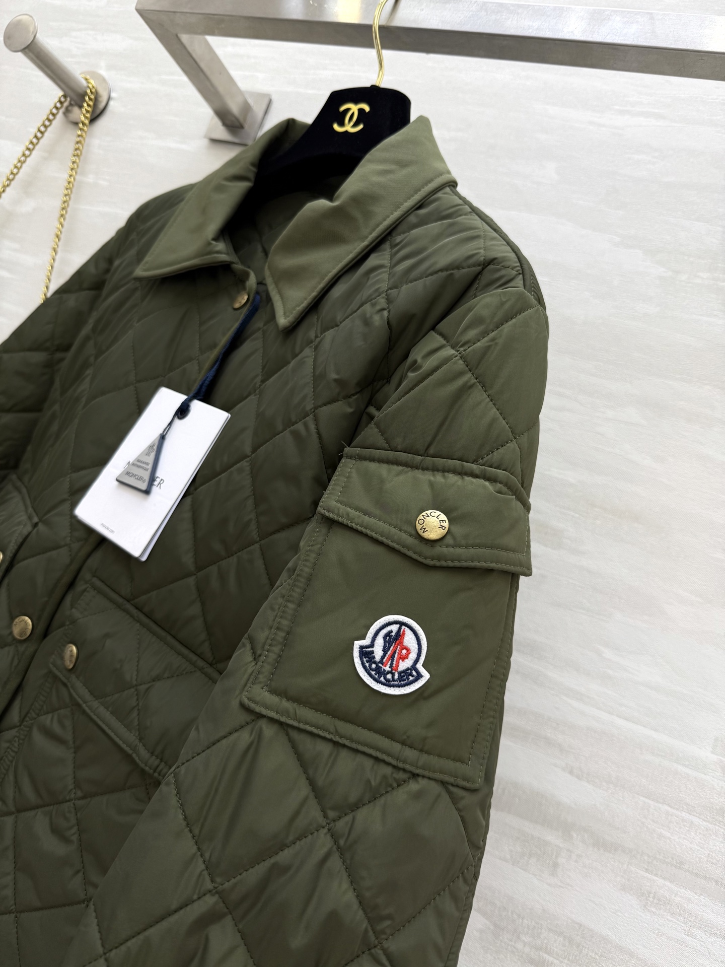 #Moncle♡²⁵秋冬新款 巴恩风短款夹棉外套 轻薄夹棉保暖舒适 高品质定制 现货首发size：S/M