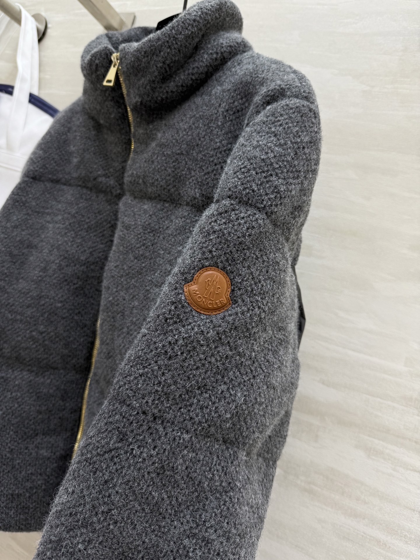 #Moncle♡²⁵羊毛短款Breze羽绒服 内里90绒填充 外层羊毛质地 高品质定制 现货首发size