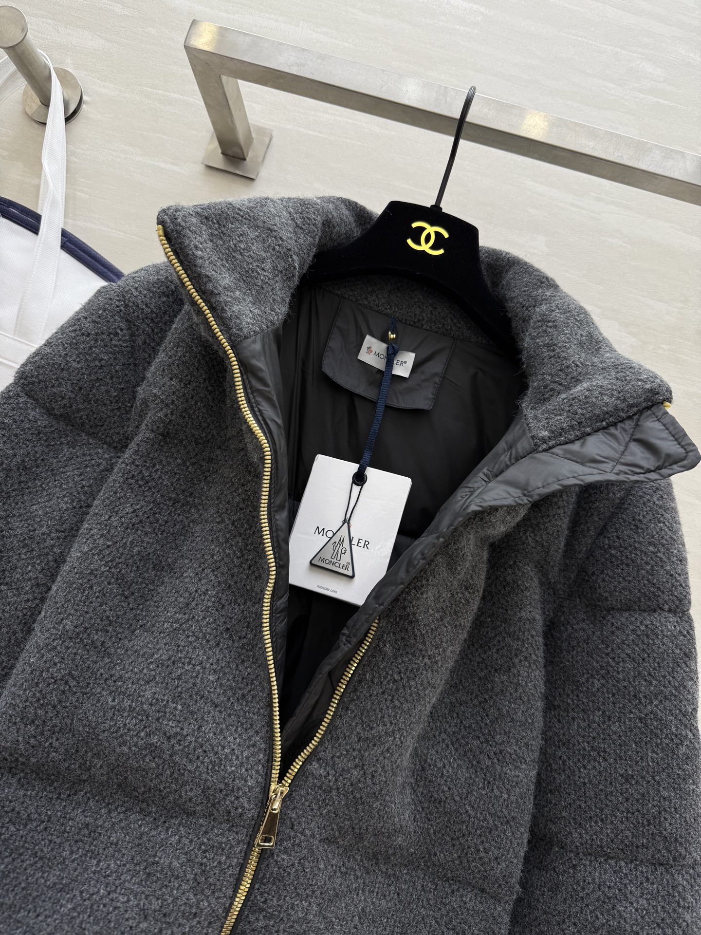 #Moncle♡²⁵羊毛短款Breze羽绒服 内里90绒填充 外层羊毛质地 高品质定制 现货首发size