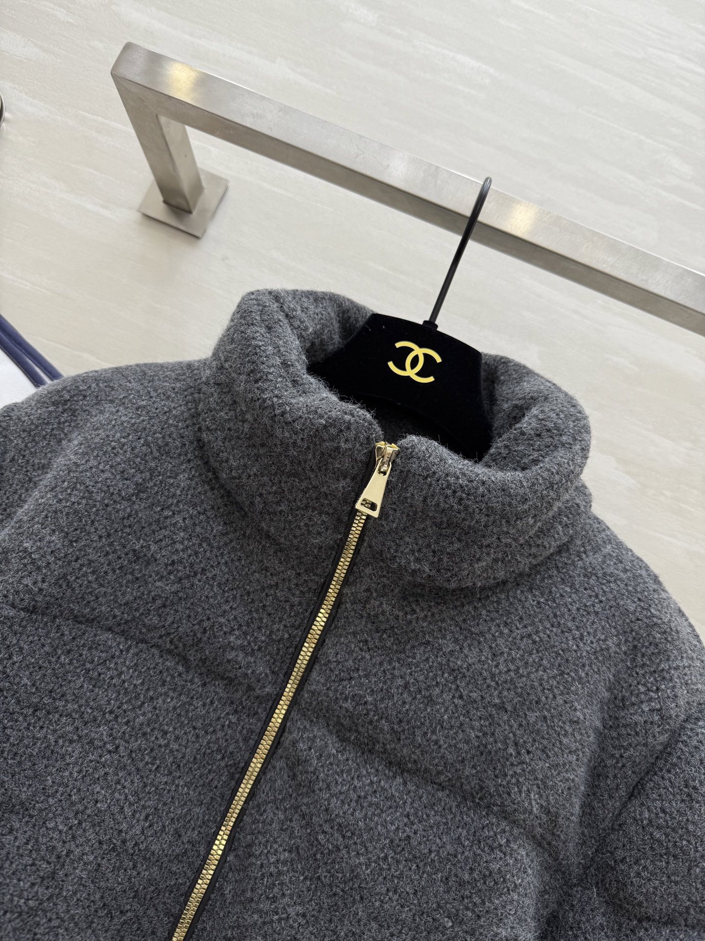 #Moncle♡²⁵羊毛短款Breze羽绒服 内里90绒填充 外层羊毛质地 高品质定制 现货首发size