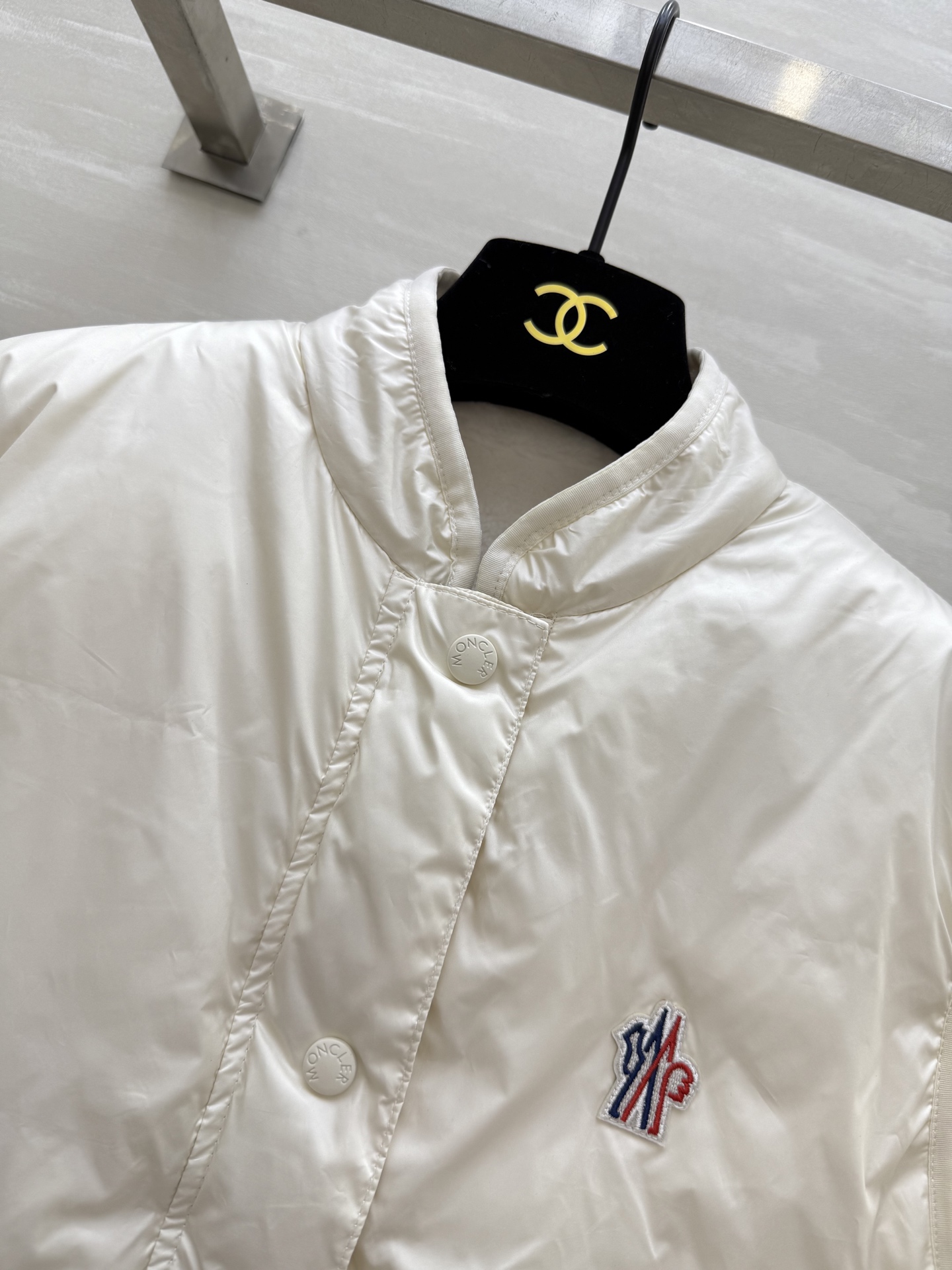 #Moncle♡²⁵秋冬新款 正反两穿羽绒马甲外套 内里90绒填充 高品质定制 现货首发size：S/M