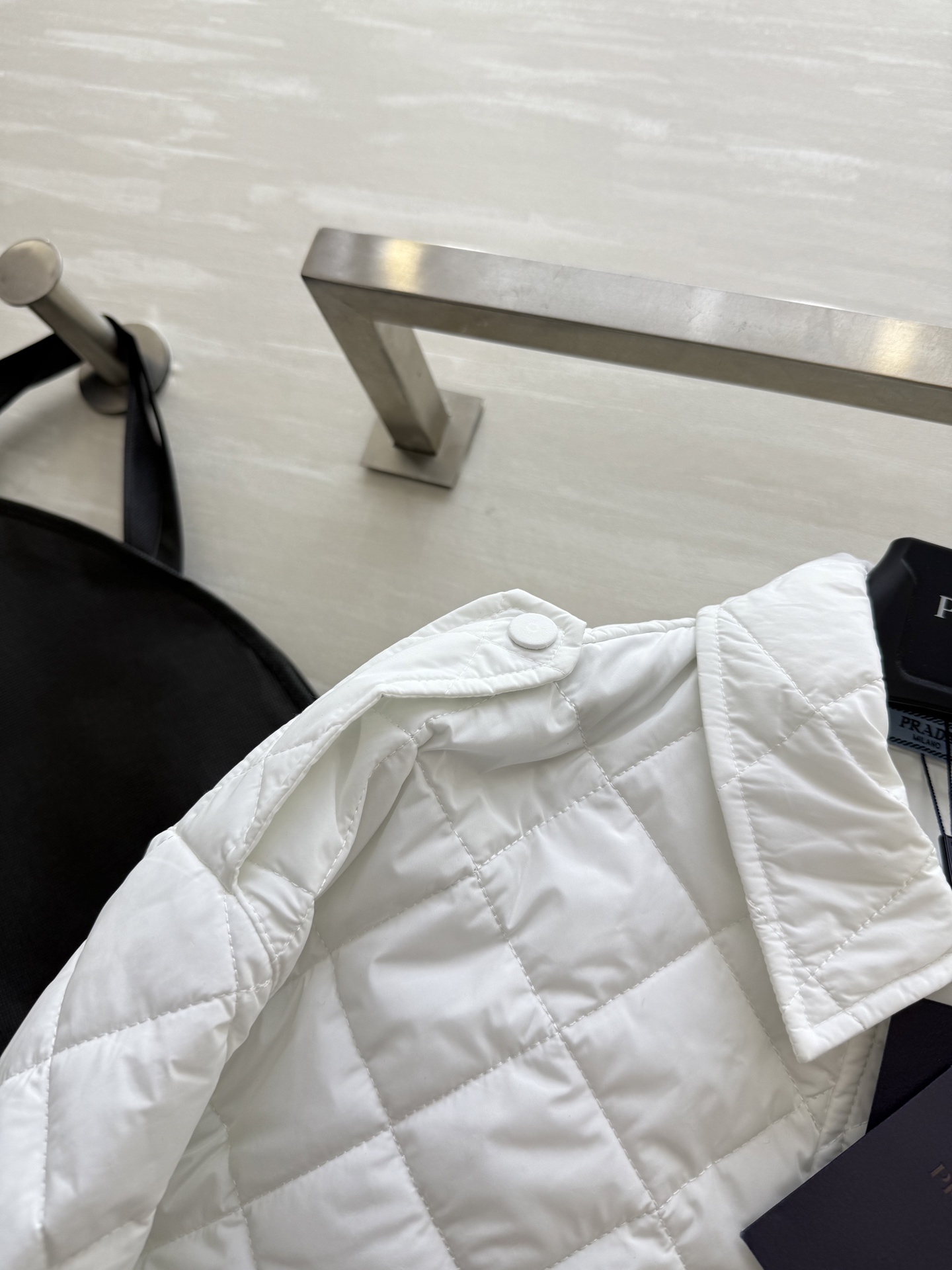 #Prad♡²⁵秋冬新款 菱格短款棉服 高品质定制 现货首发size：S/M/L（s码胸围：100，衣长
