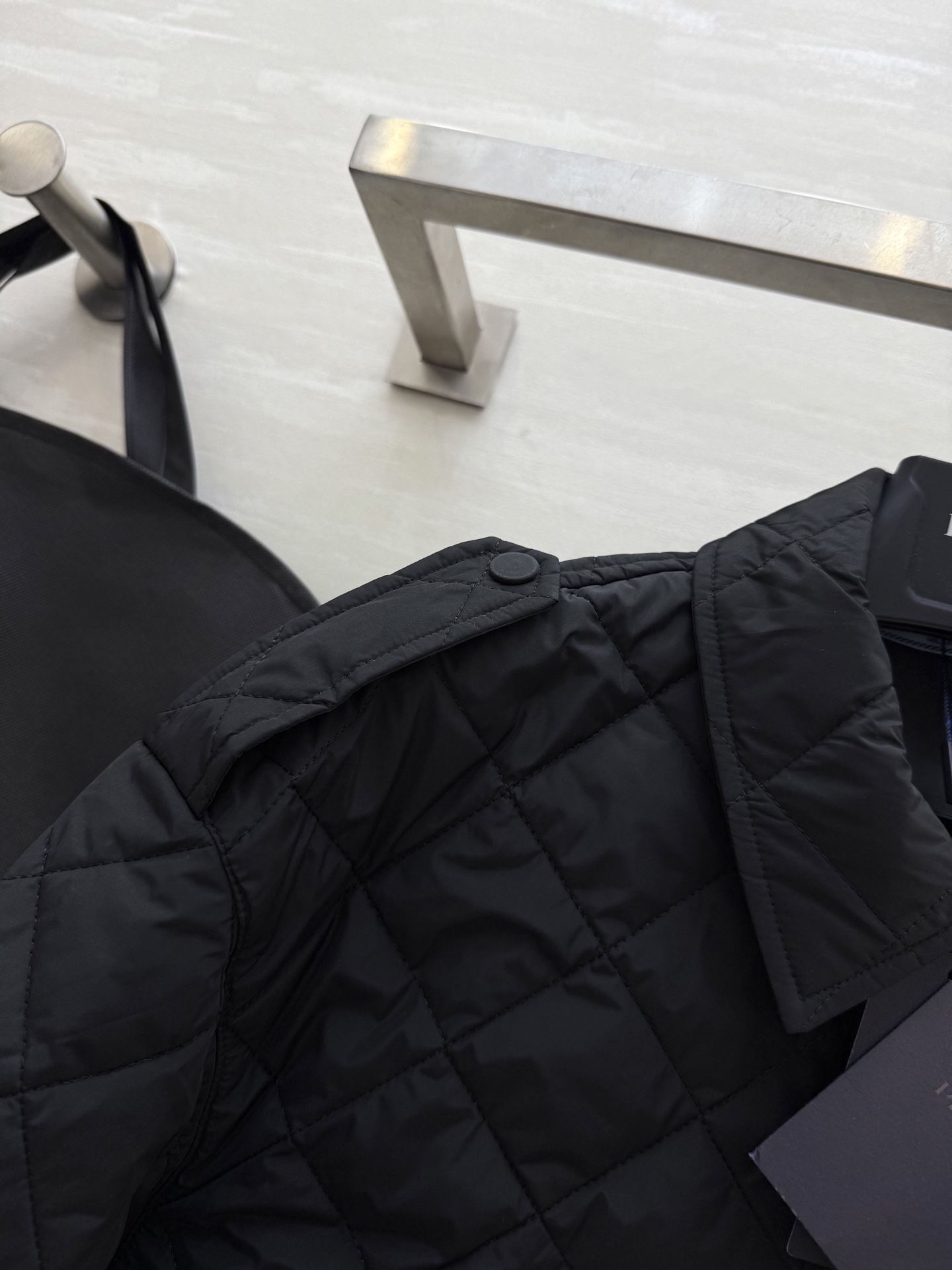 #Prad♡²⁵秋冬新款 菱格短款棉服 高品质定制 现货首发size：S/M/L（s码胸围：100，衣长