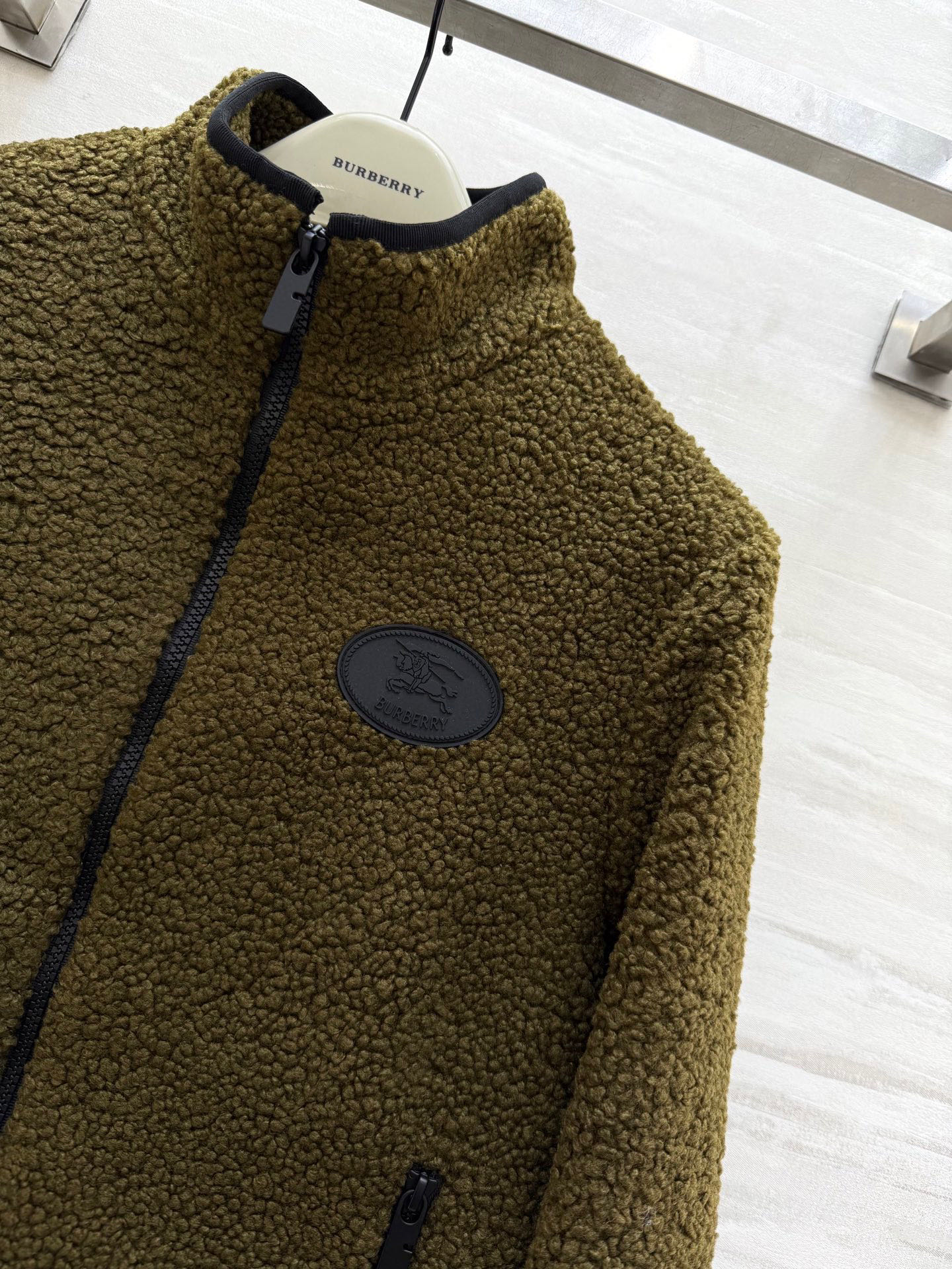 #Burberr♡²⁵秋冬新款泰迪熊毛绒外套 高品质定制 现货来size：S/M/L（s码胸围：100，