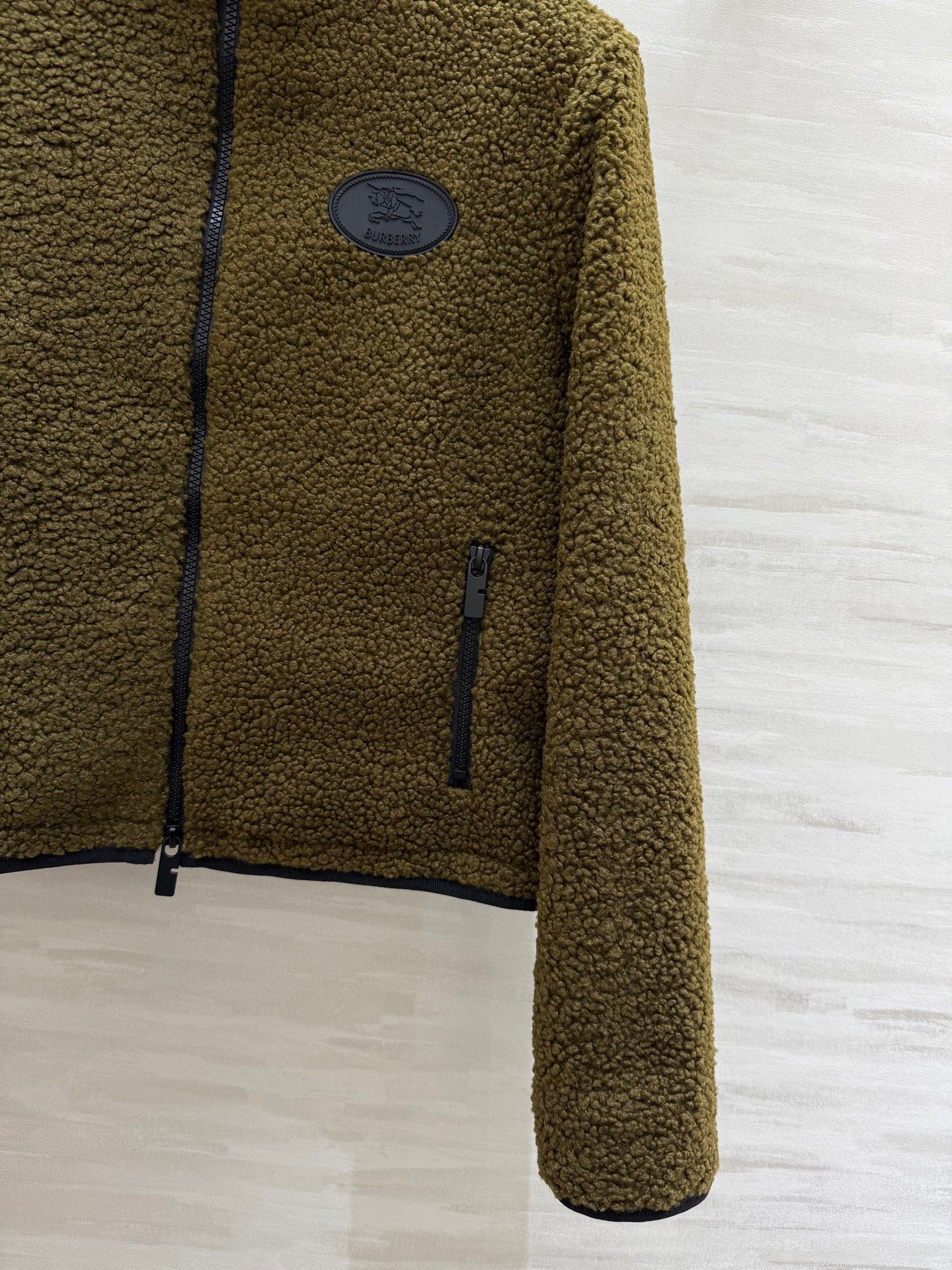 #Burberr♡²⁵秋冬新款泰迪熊毛绒外套 高品质定制 现货来size：S/M/L（s码胸围：100，