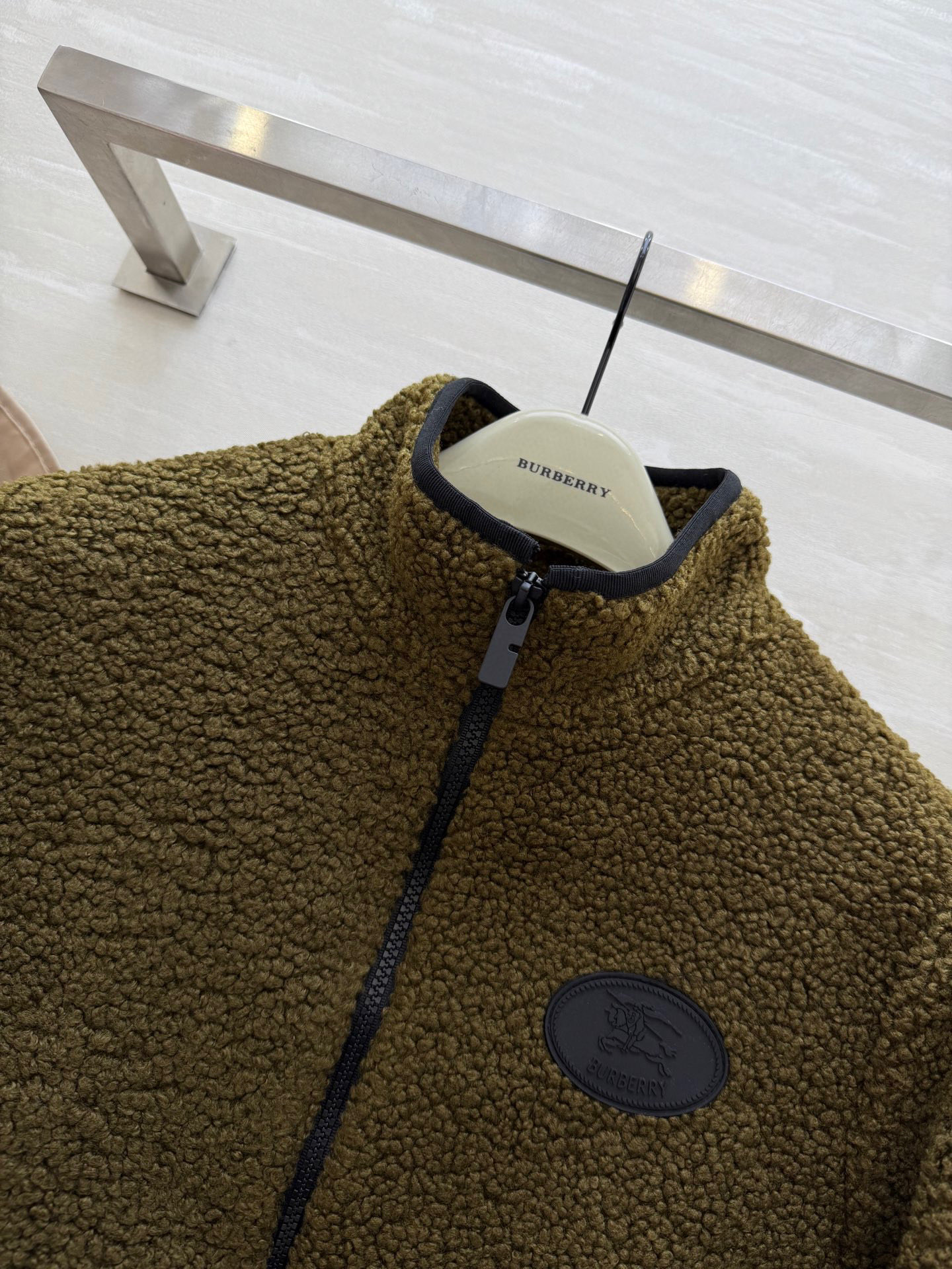 #Burberr♡²⁵秋冬新款泰迪熊毛绒外套 高品质定制 现货来size：S/M/L（s码胸围：100，